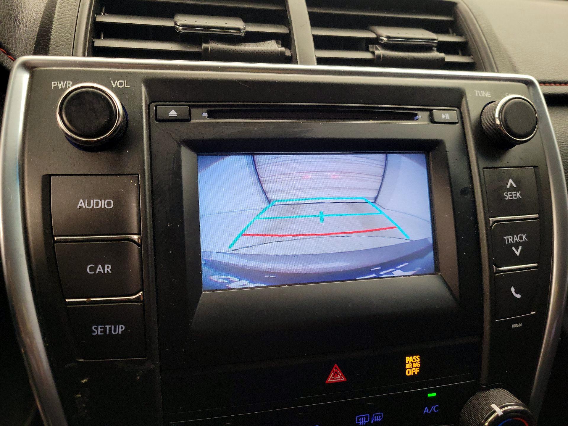 Thumbnail: 2017 Toyota Camry - 14