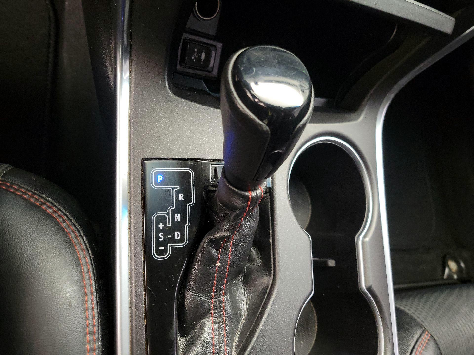 Thumbnail: 2017 Toyota Camry - 17