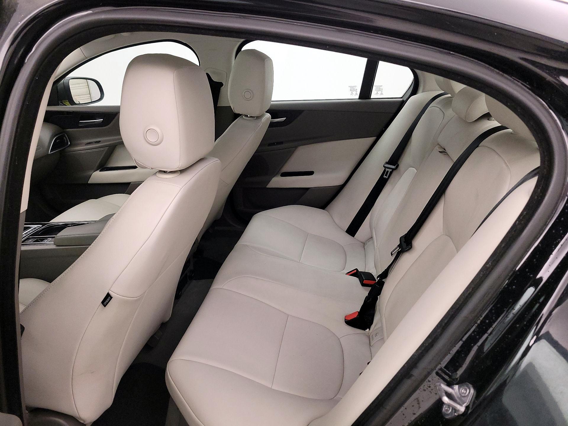 Thumbnail: 2017 Jaguar XE - 18