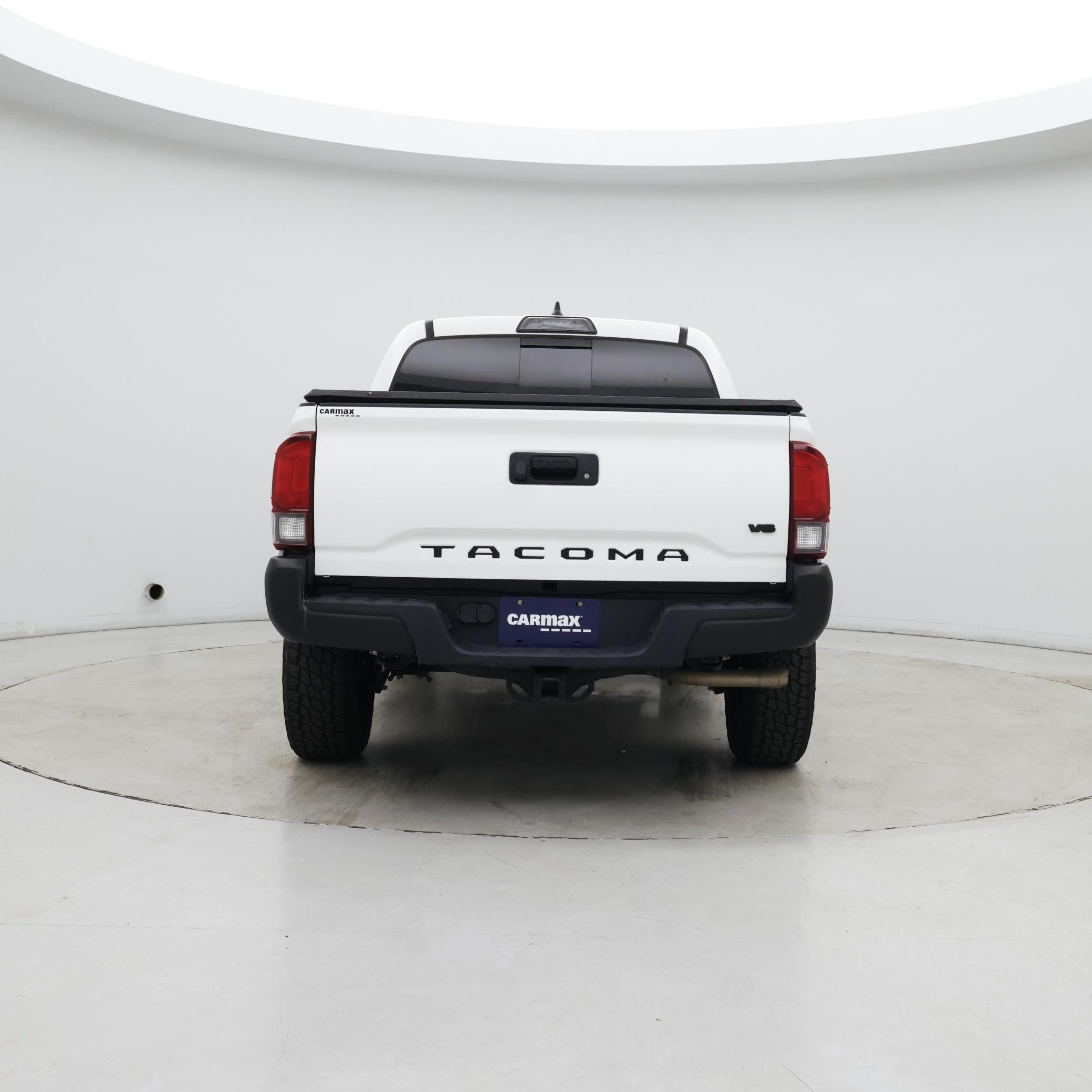 Thumbnail: 2019 Toyota Tacoma - 6