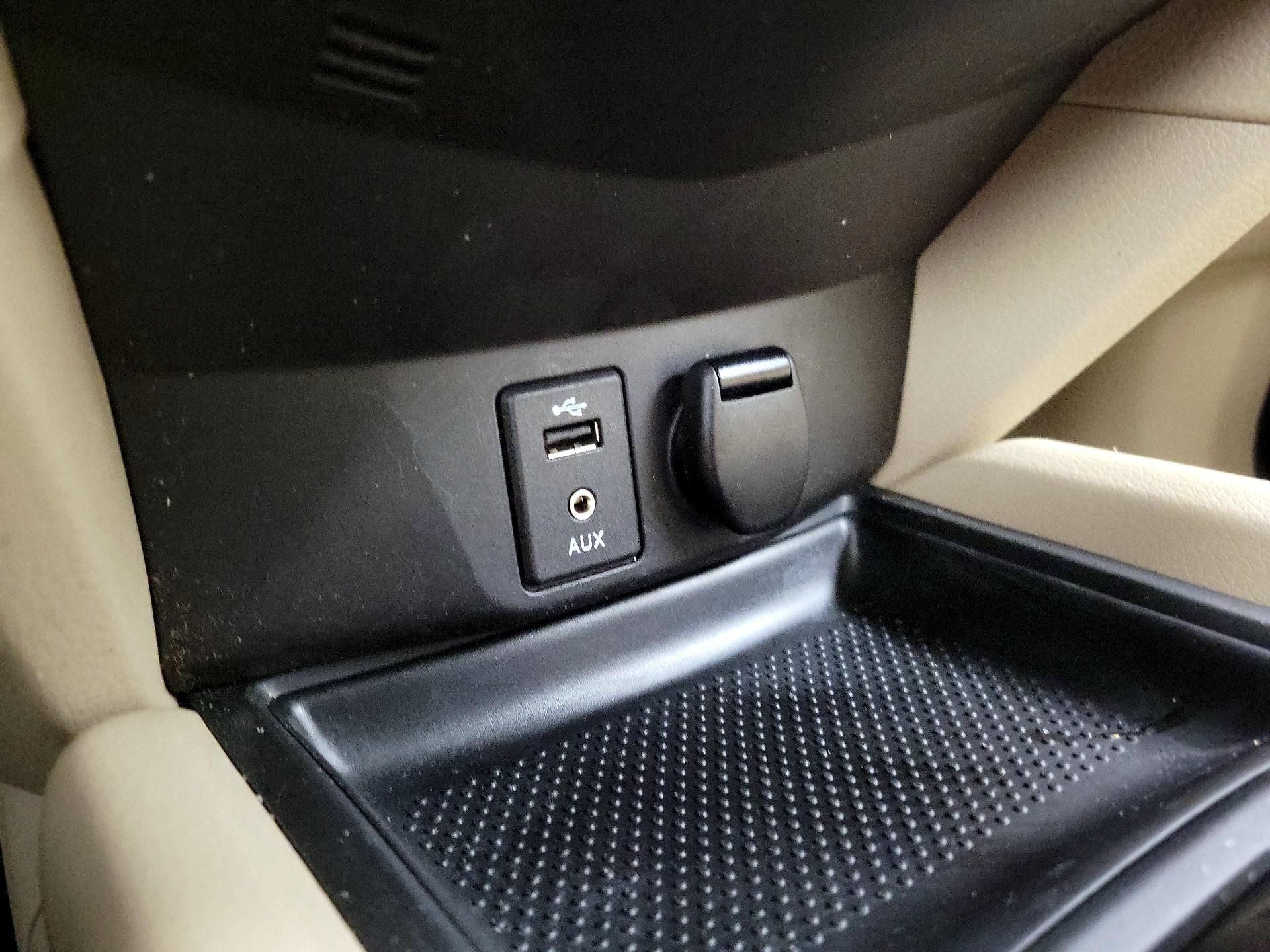 Thumbnail: 2016 Nissan Rogue - 18