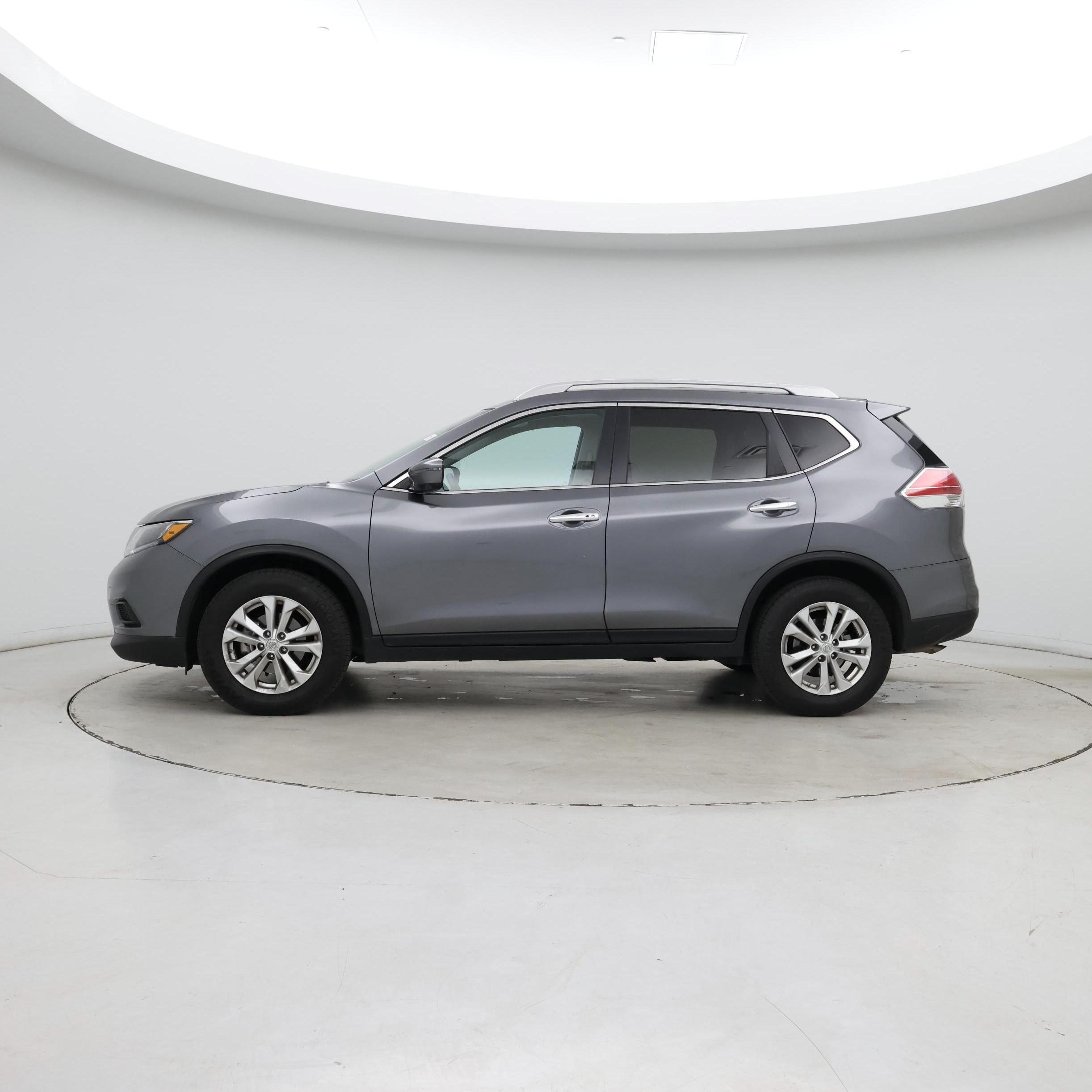 Thumbnail: 2016 Nissan Rogue - 3
