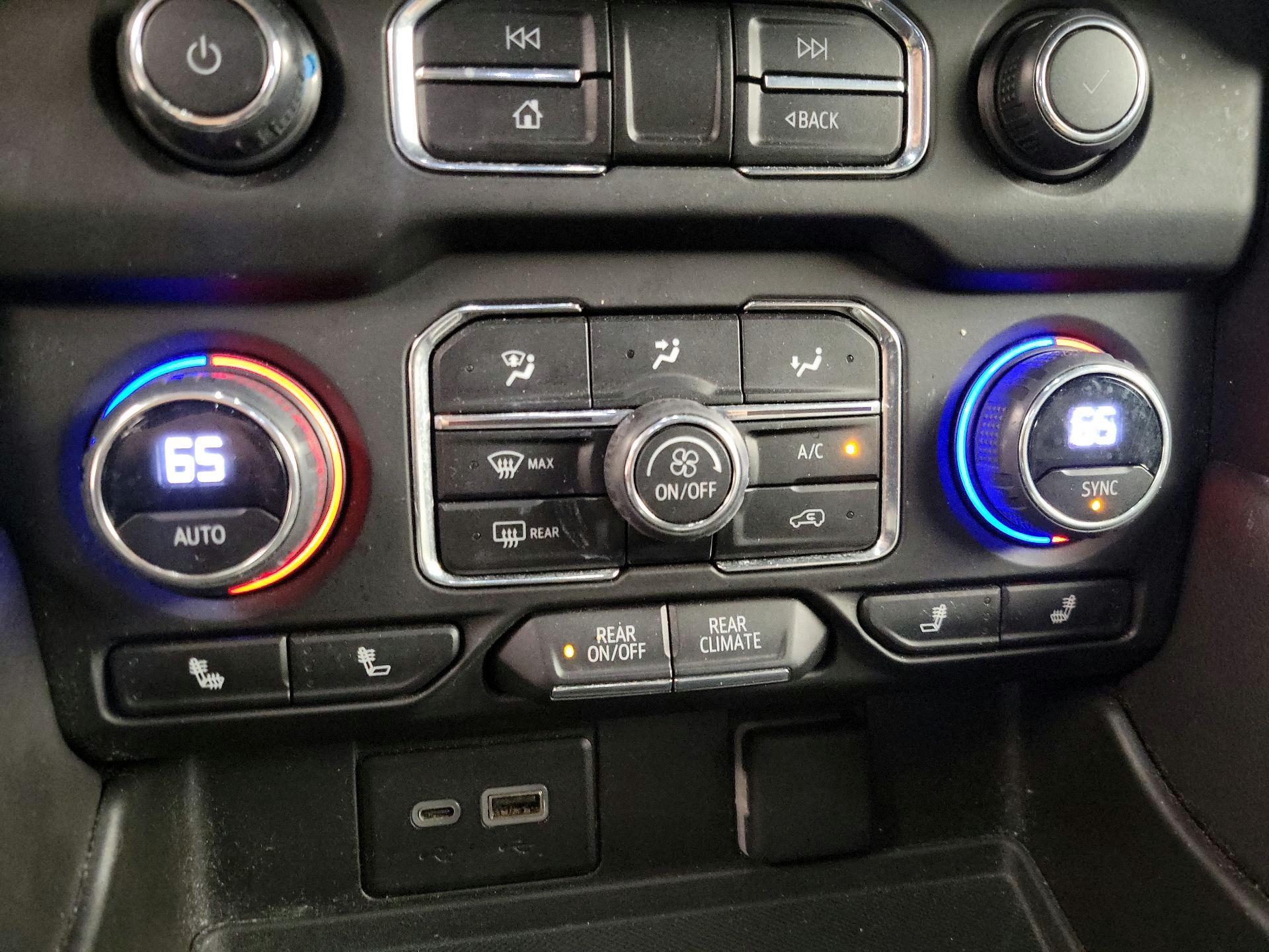 Thumbnail: 2023 Chevrolet Tahoe - 17