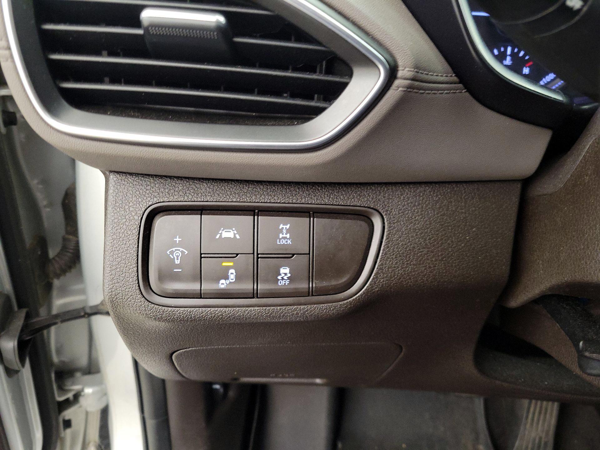 Thumbnail: 2019 Hyundai Santa Fe - 13