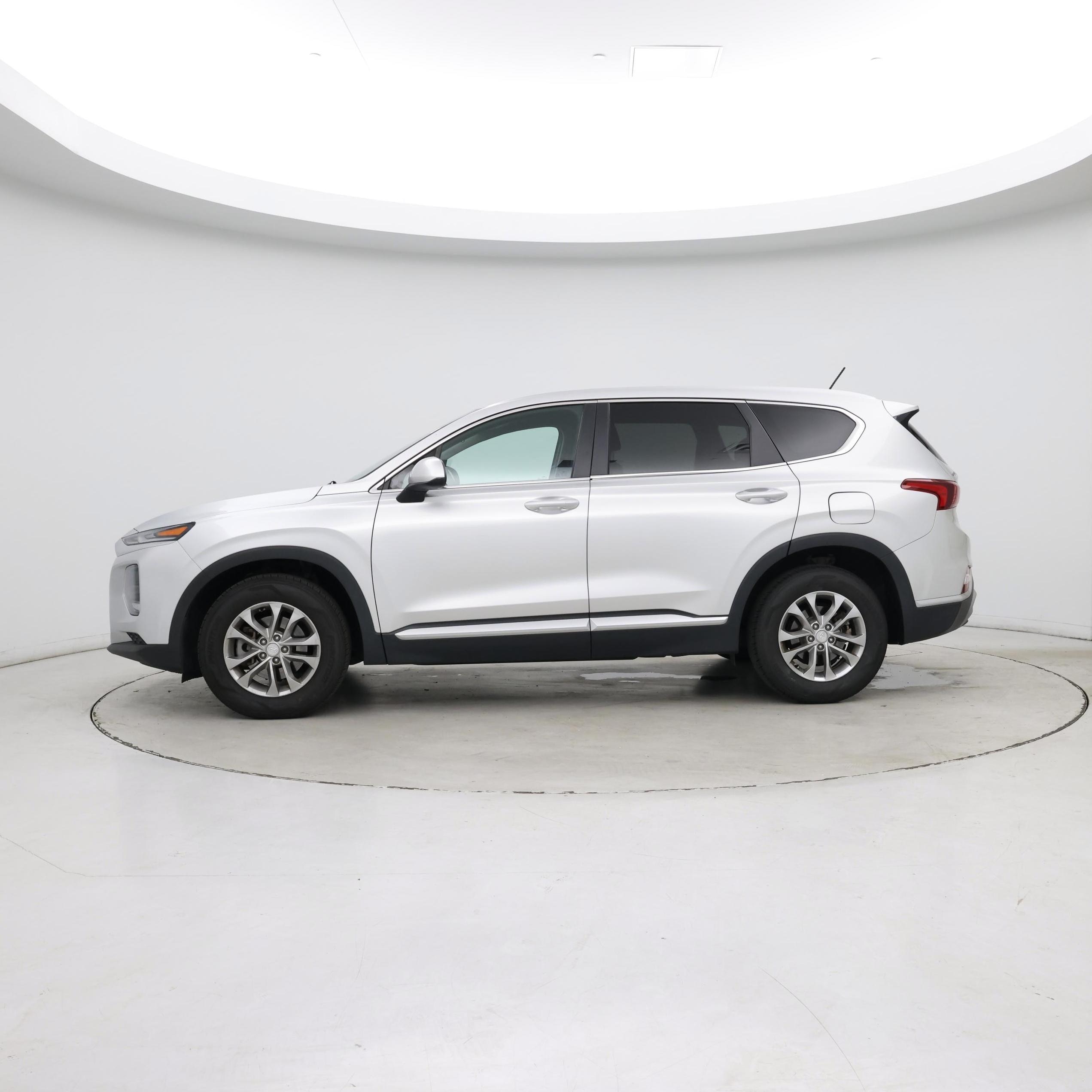 Thumbnail: 2019 Hyundai Santa Fe - 3