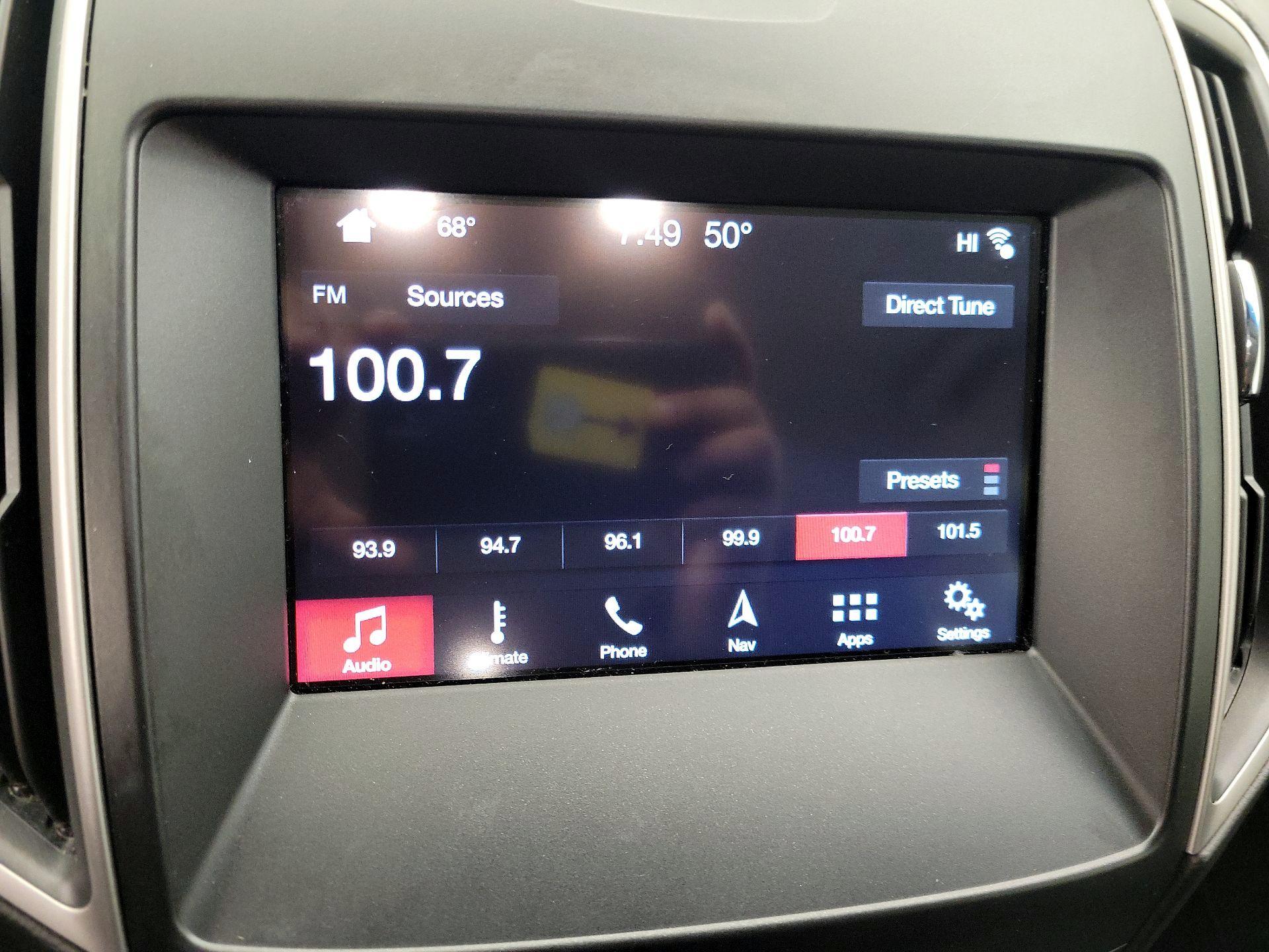 Thumbnail: 2019 Ford Edge - 16