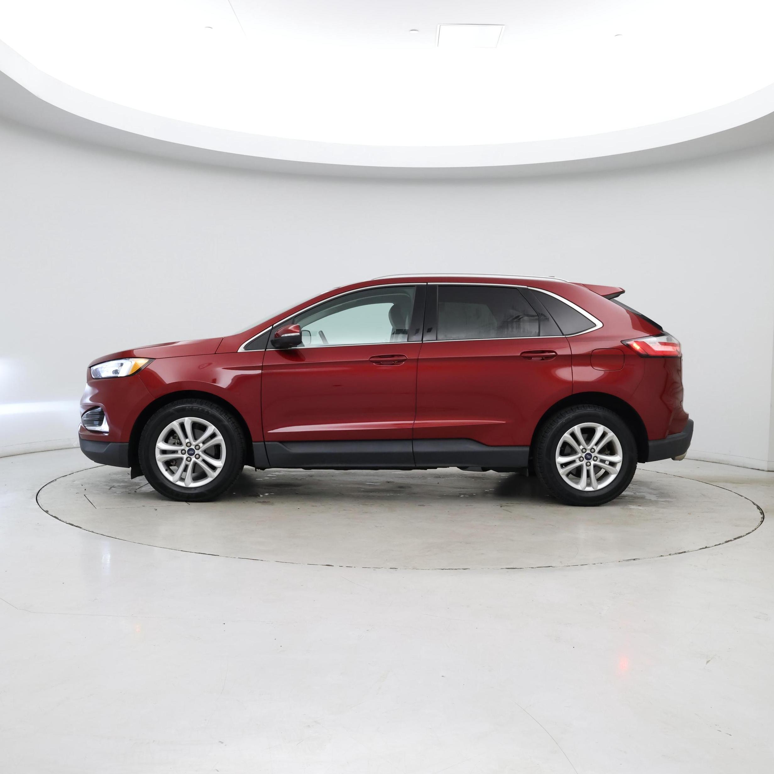 Thumbnail: 2019 Ford Edge - 3