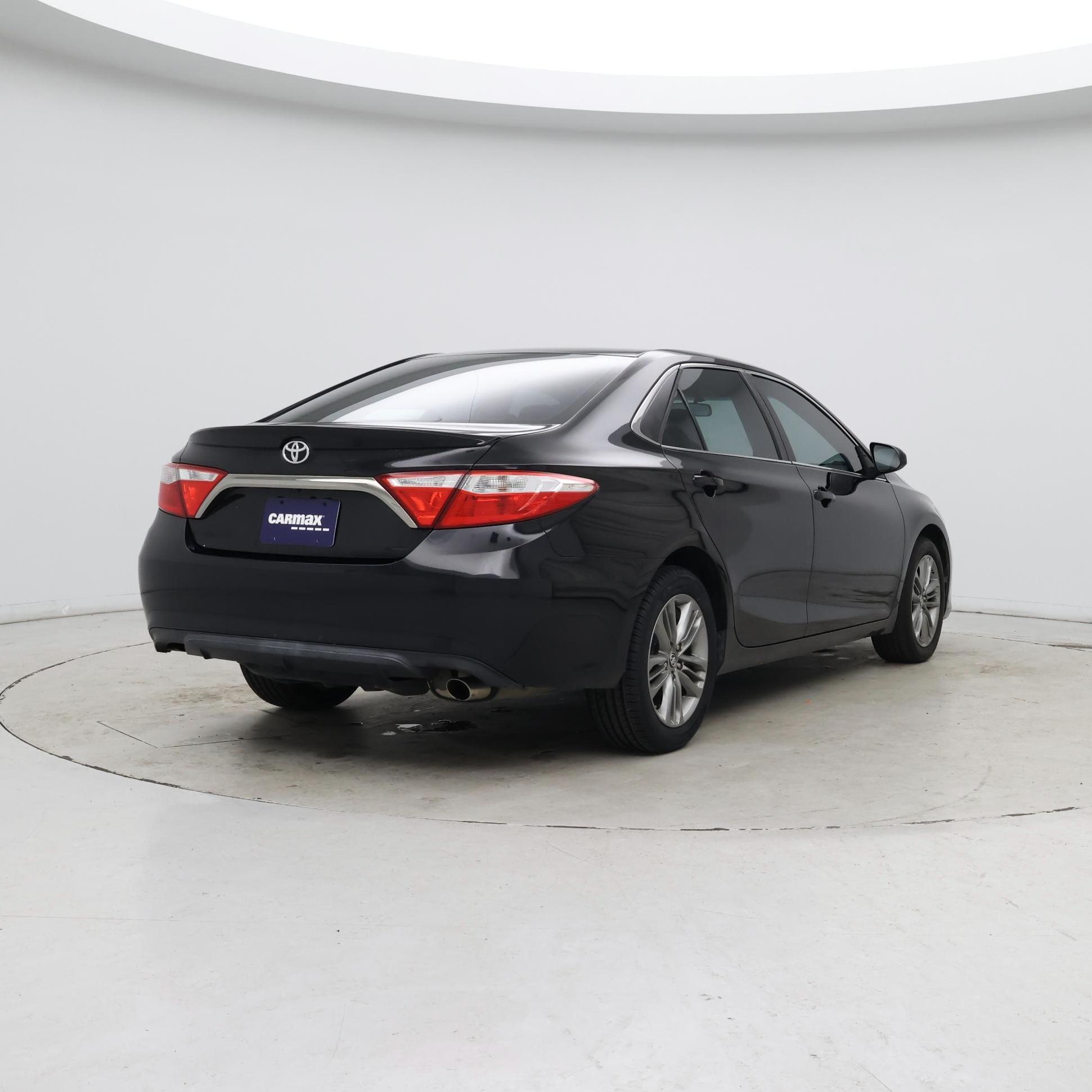 Thumbnail: 2016 Toyota Camry - 8