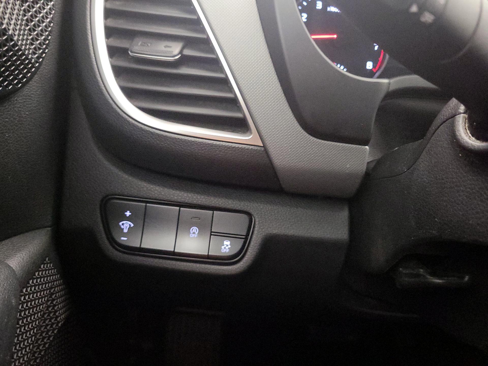 Thumbnail: 2021 Kia Seltos - 13