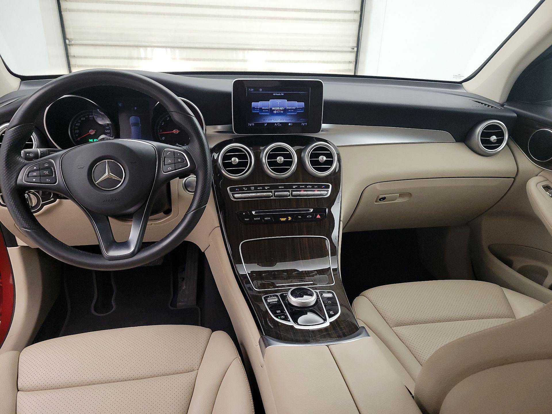 Thumbnail: 2018 Mercedes-Benz GLC - 9