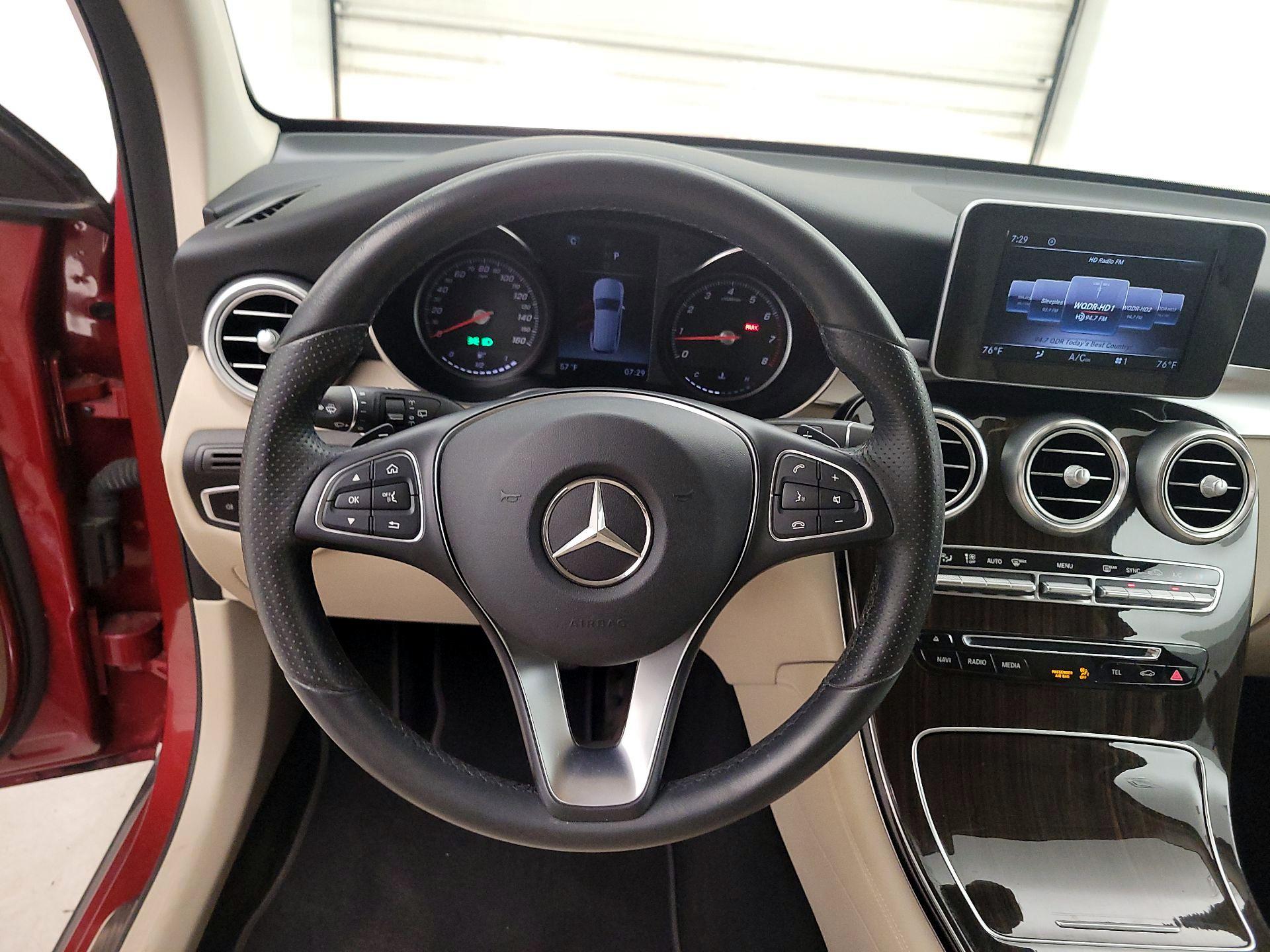 Thumbnail: 2018 Mercedes-Benz GLC - 10