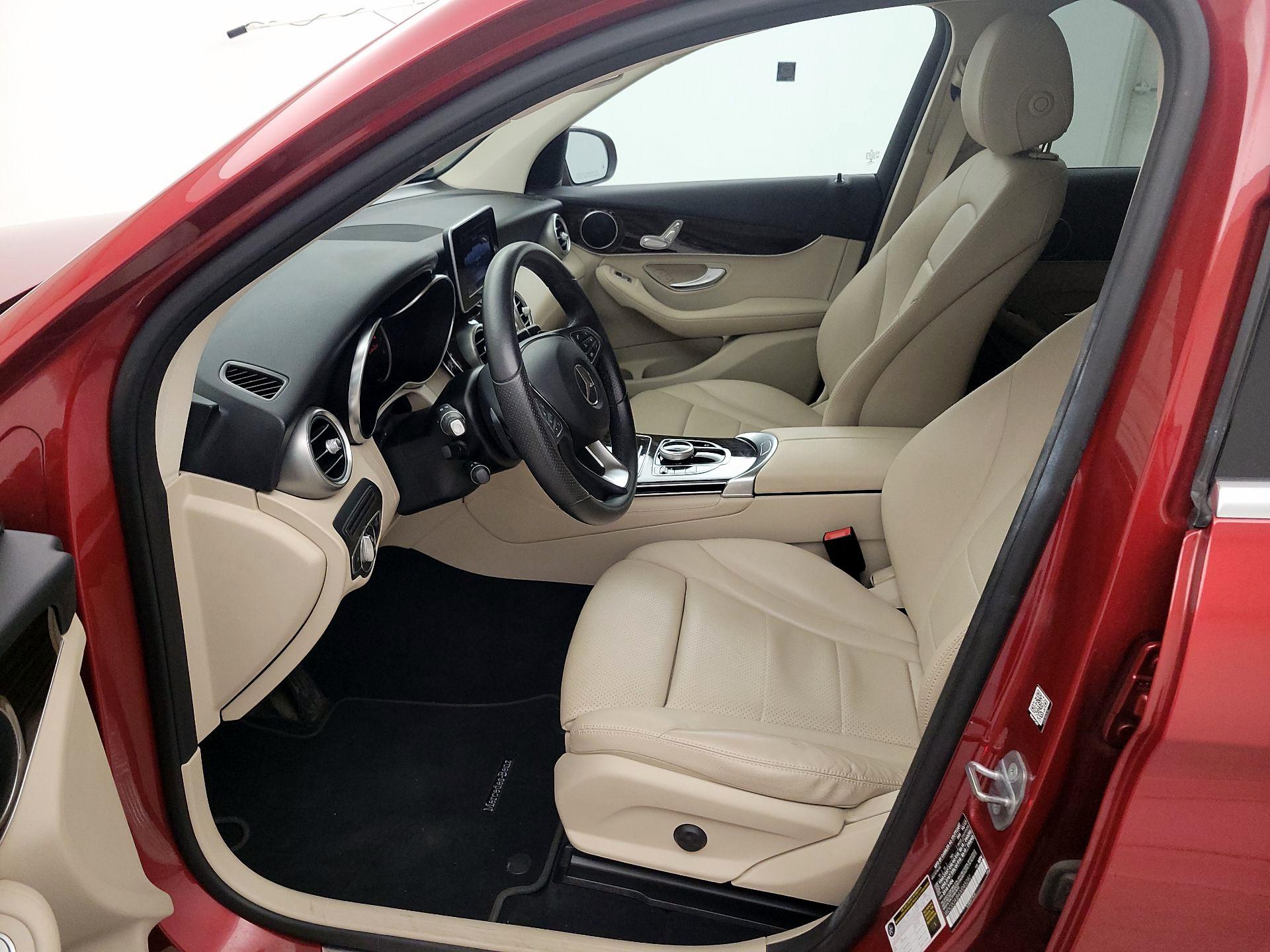 Thumbnail: 2018 Mercedes-Benz GLC - 11