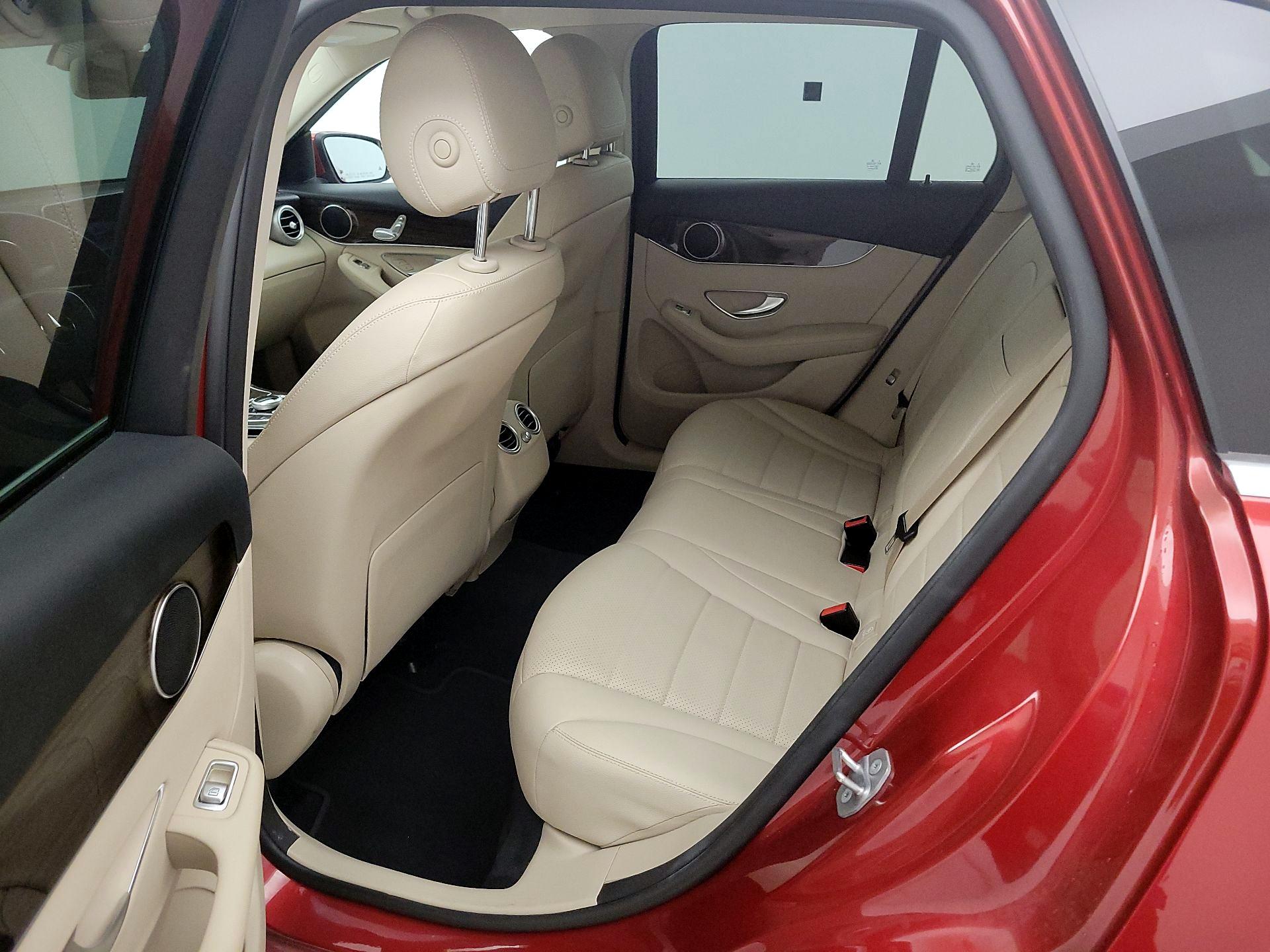 Thumbnail: 2018 Mercedes-Benz GLC - 19