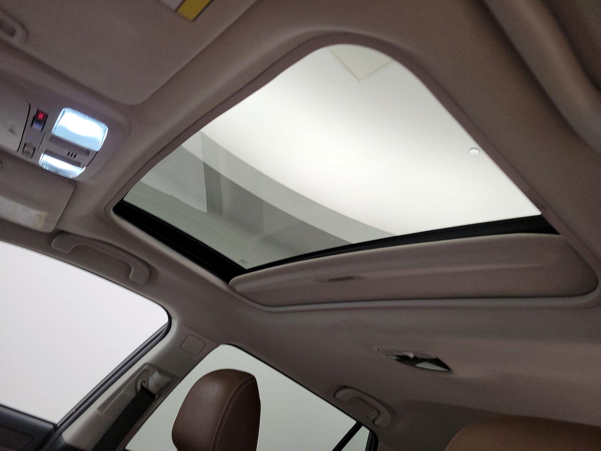 Thumbnail: 2018 Subaru Outback - 19