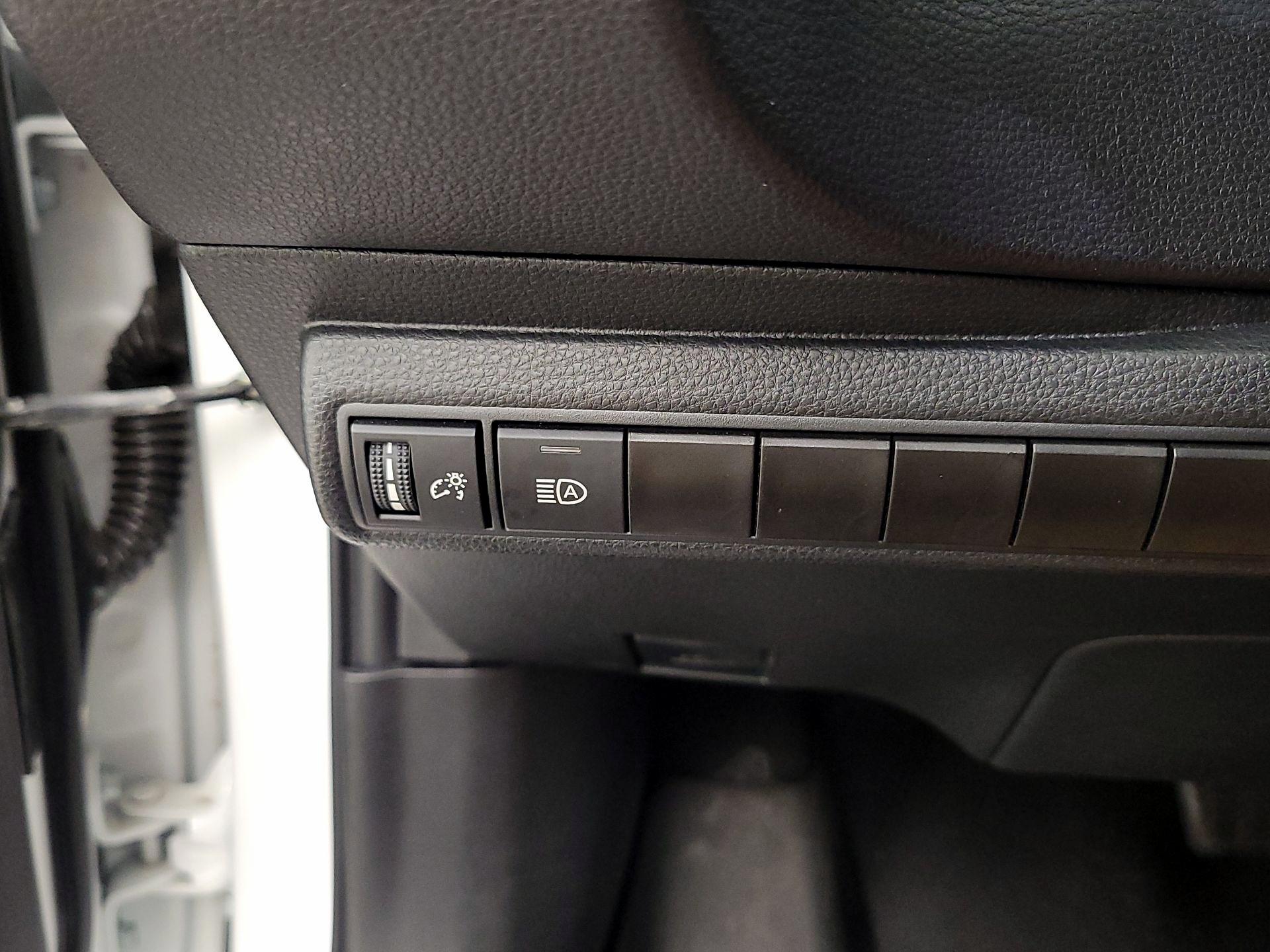 Thumbnail: 2024 Toyota Corolla - 13