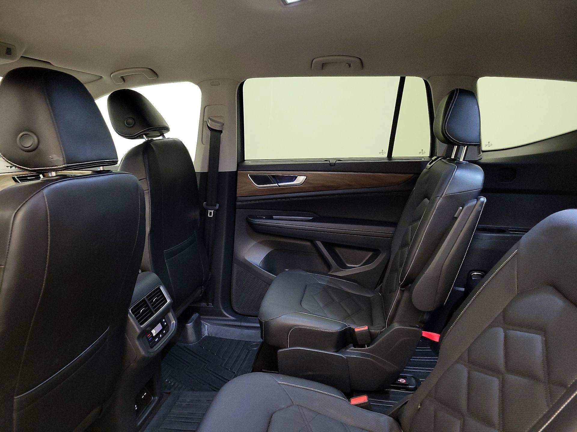 Thumbnail: 2024 Volkswagen Atlas - 19