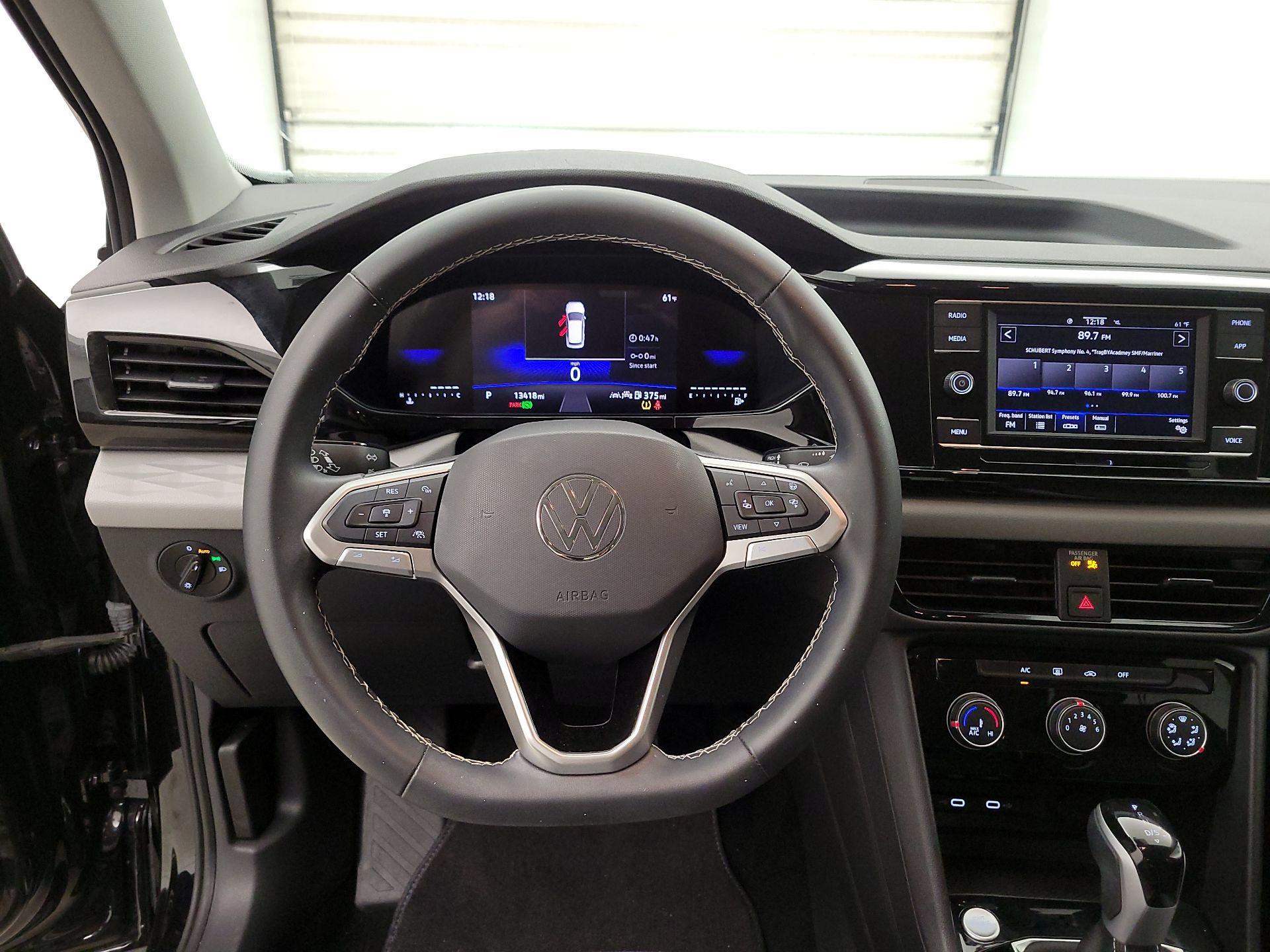 Thumbnail: 2024 Volkswagen Taos - 10