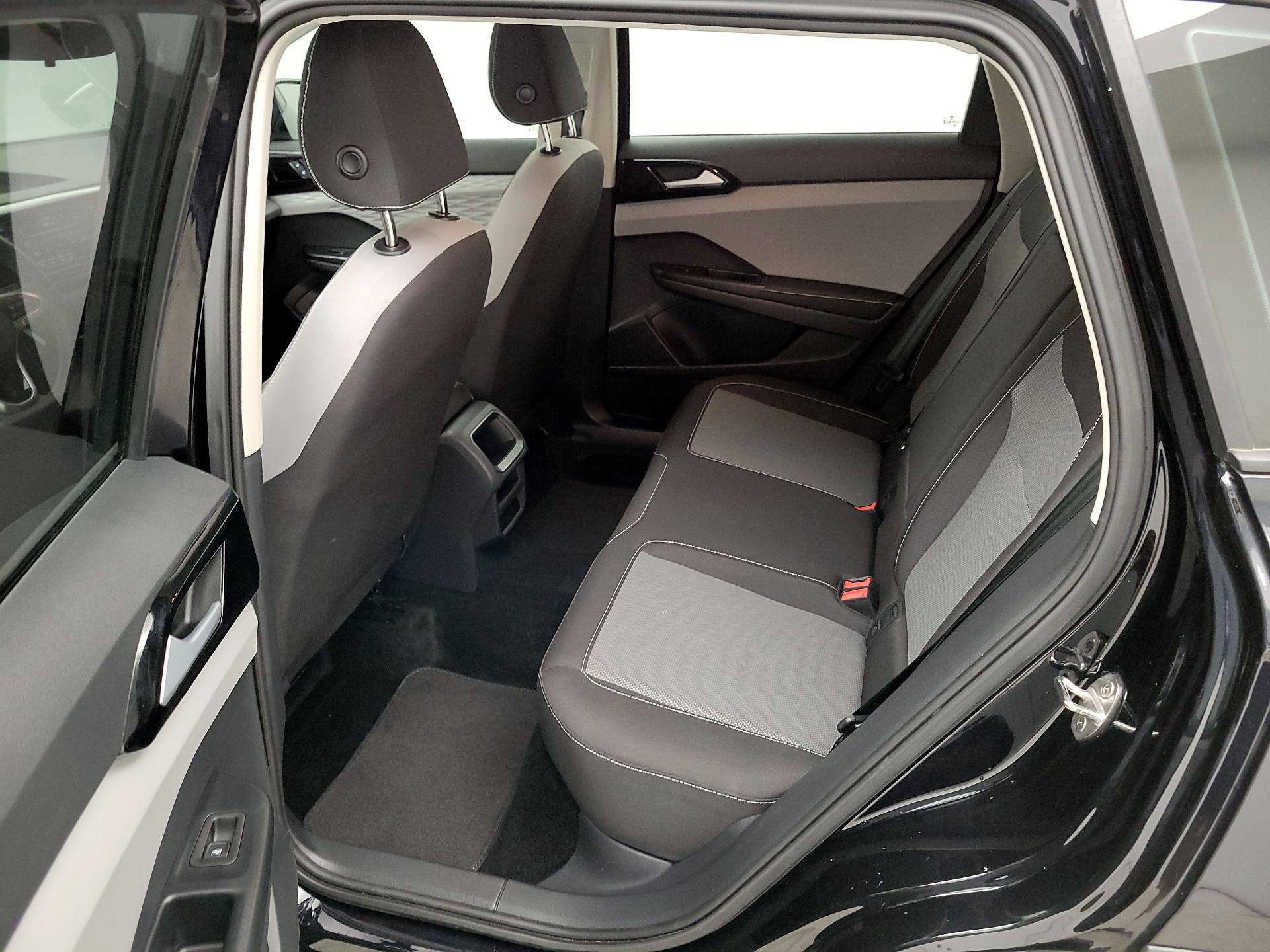 Thumbnail: 2024 Volkswagen Taos - 19