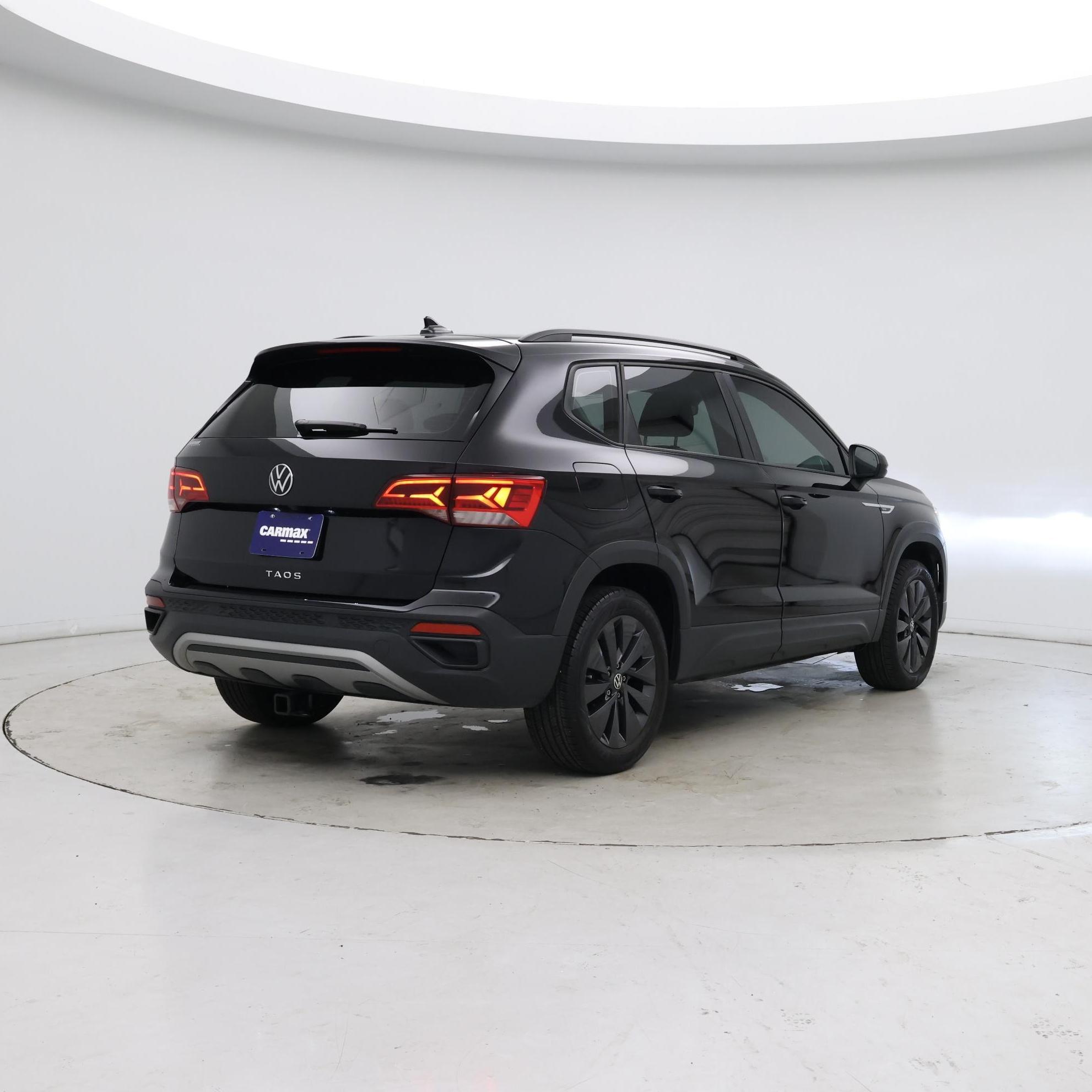 Thumbnail: 2024 Volkswagen Taos - 8