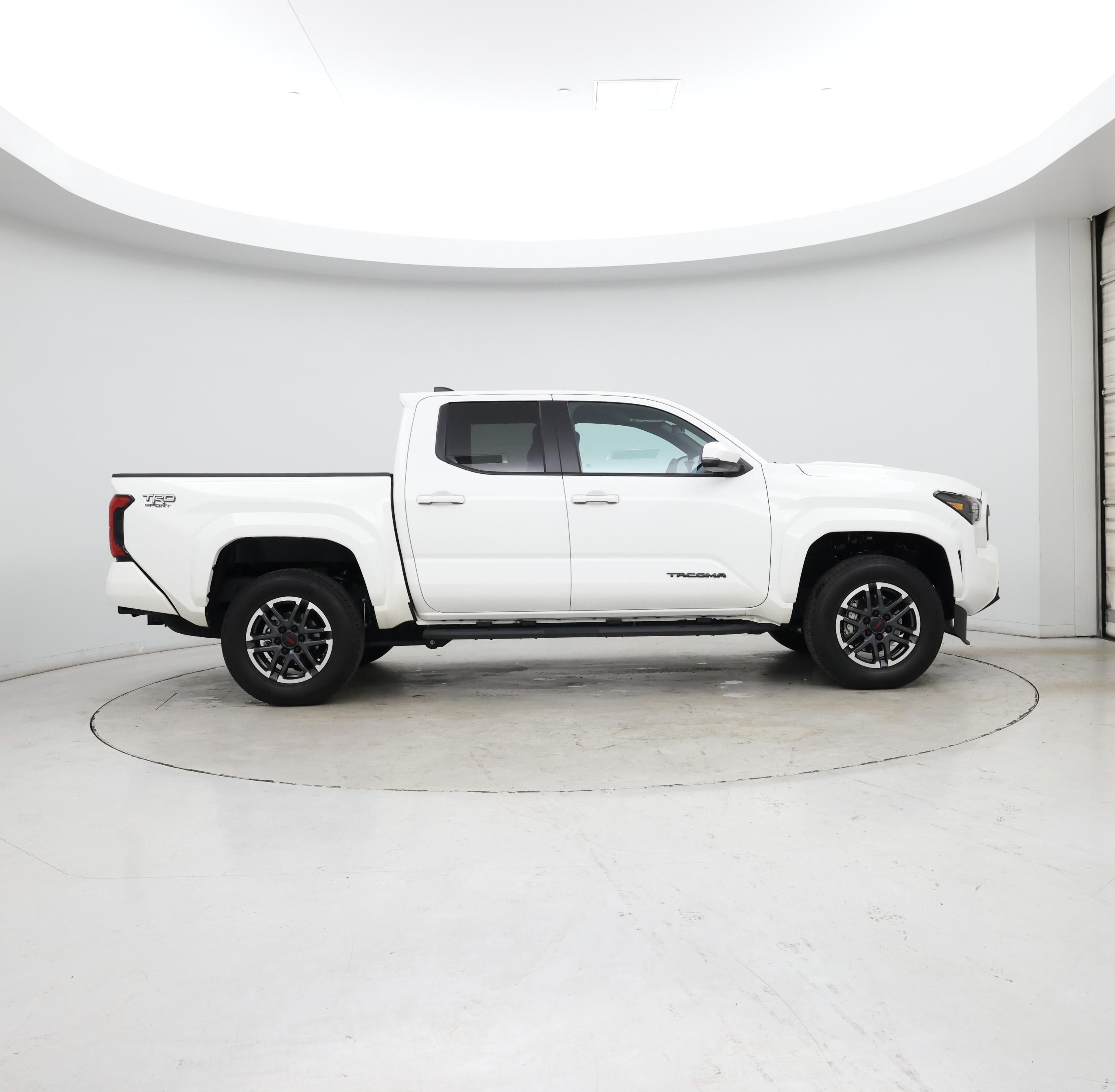 Thumbnail: 2024 Toyota Tacoma - 7