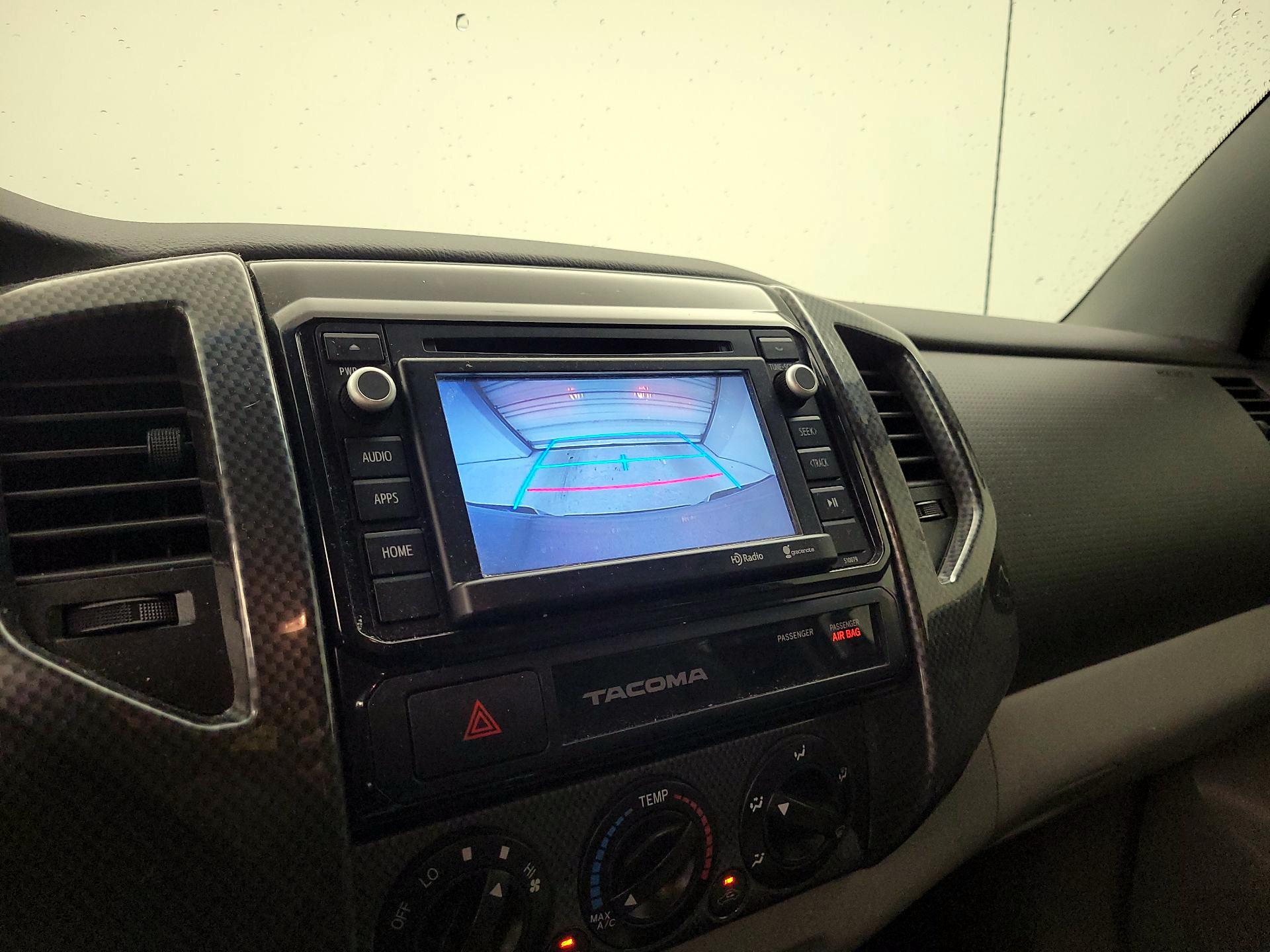 Thumbnail: 2015 Toyota Tacoma - 14