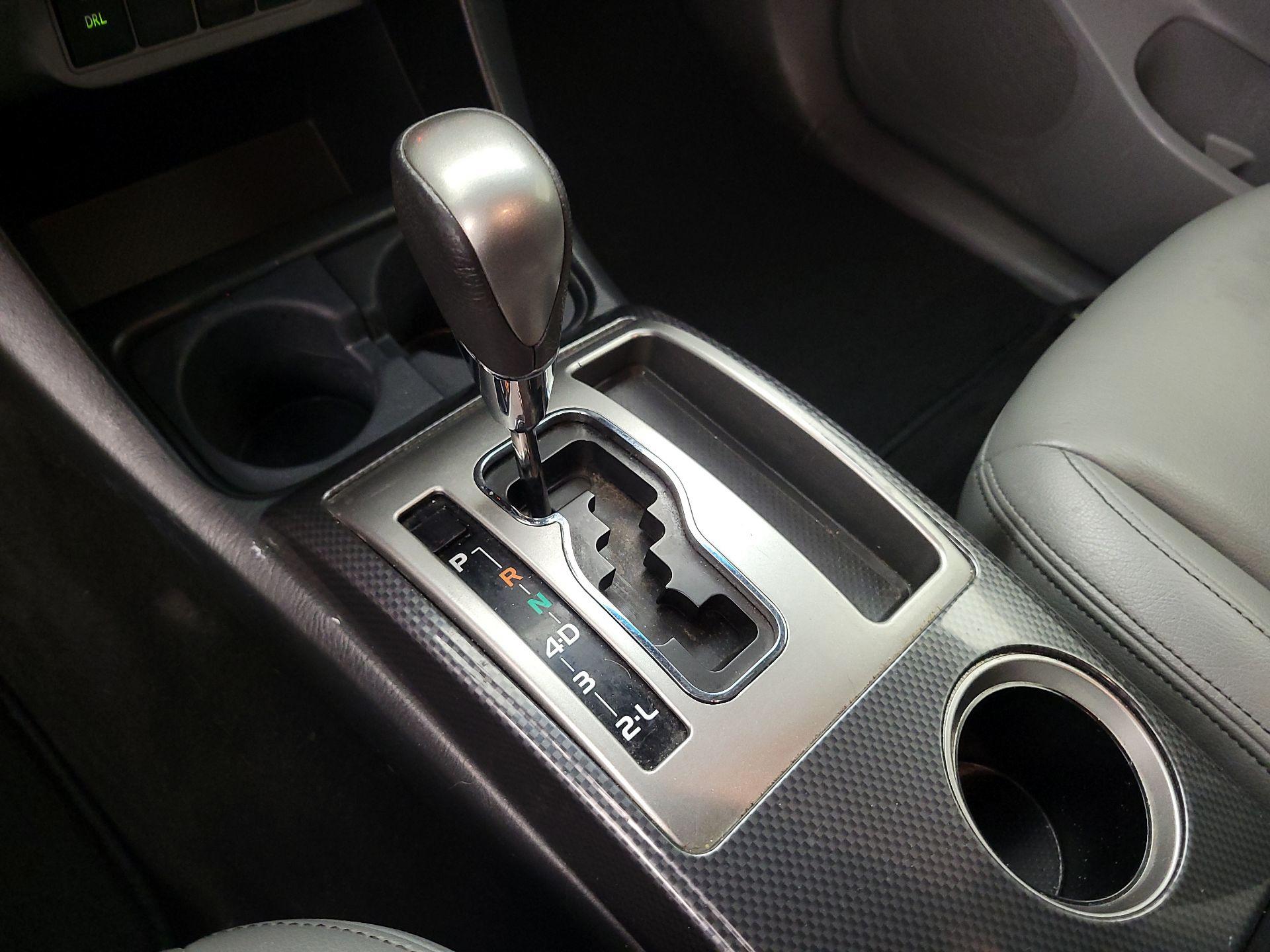 Thumbnail: 2015 Toyota Tacoma - 17