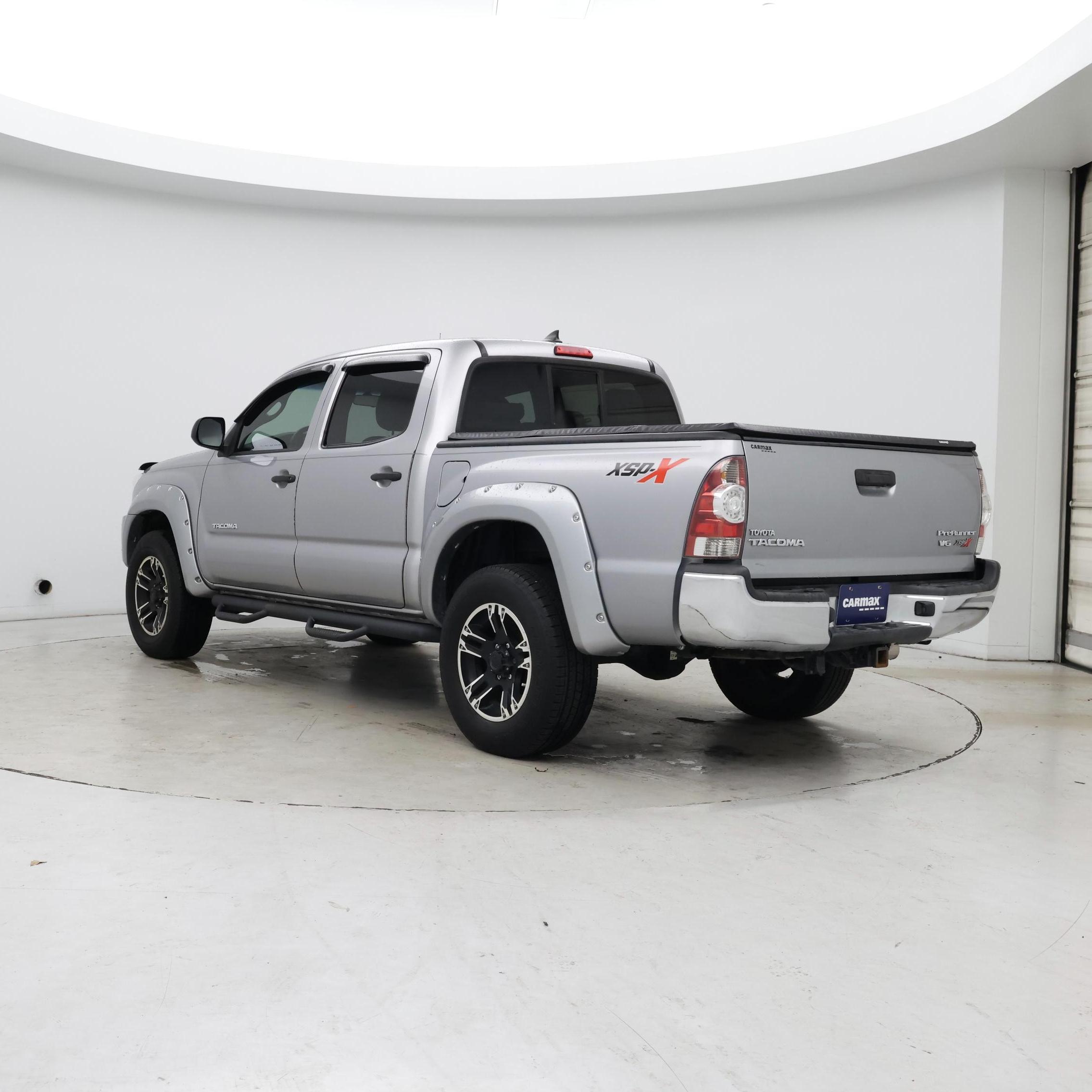 Thumbnail: 2015 Toyota Tacoma - 2