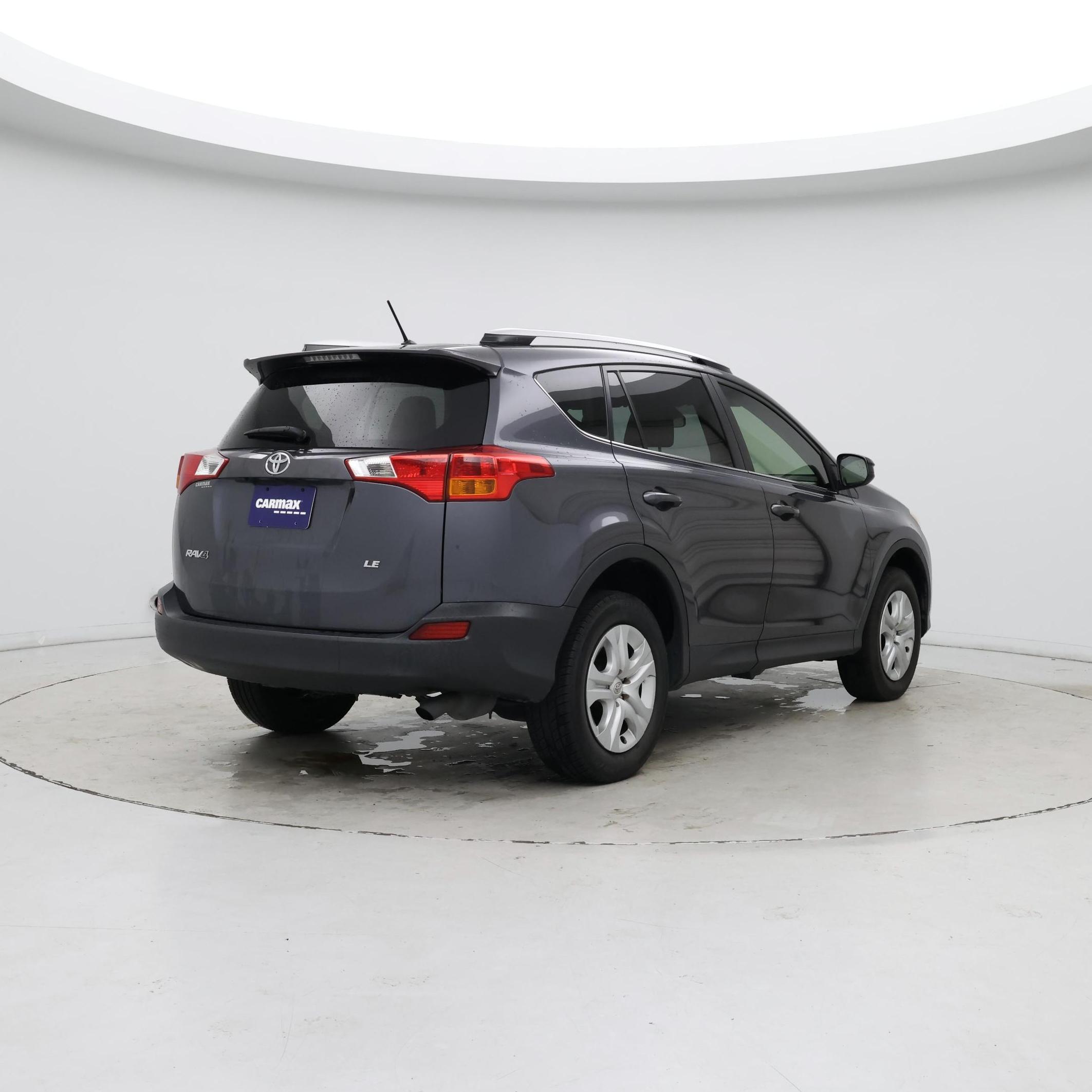 Thumbnail: 2015 Toyota RAV4 - 8