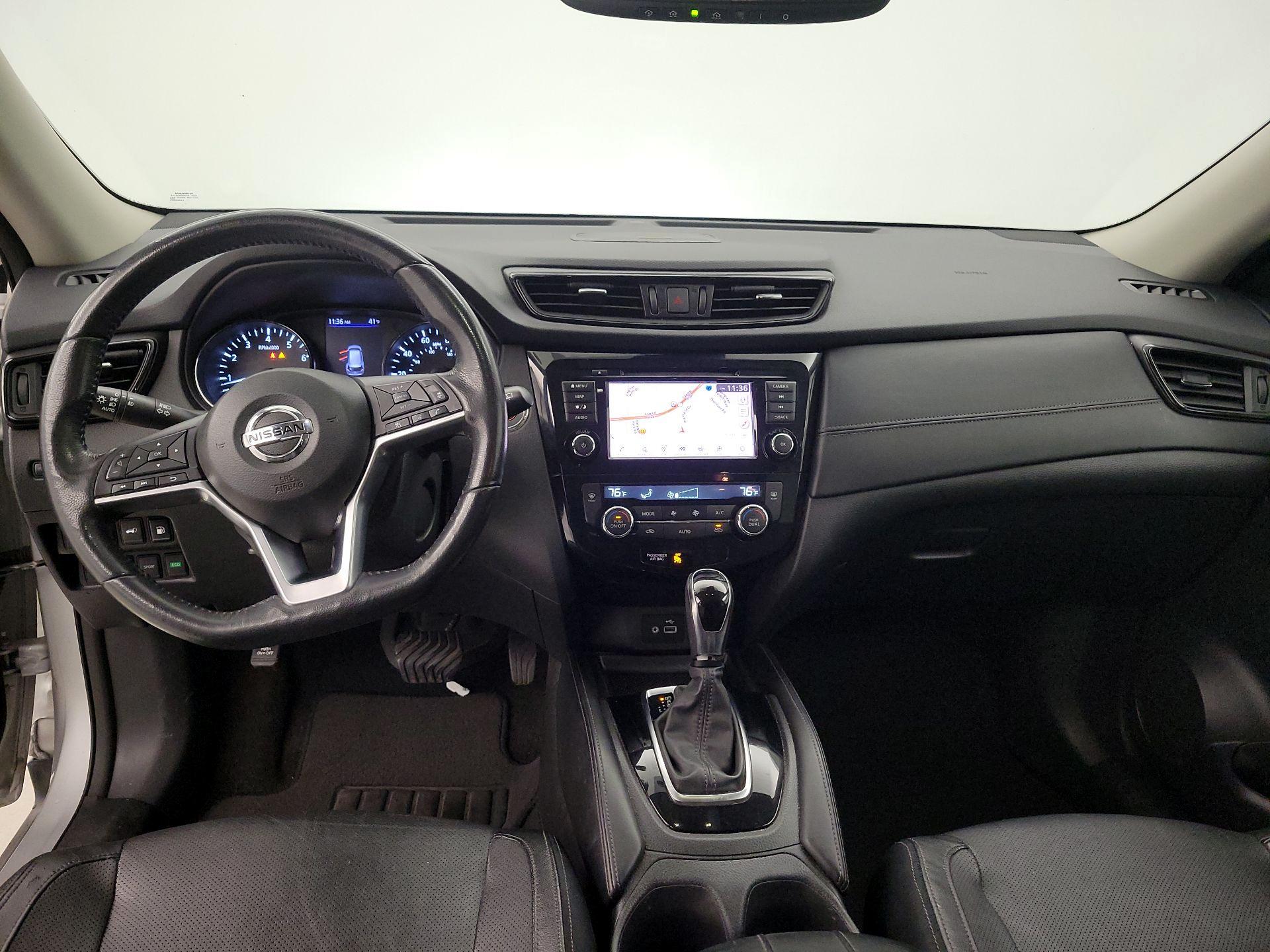 Thumbnail: 2018 Nissan Rogue - 9