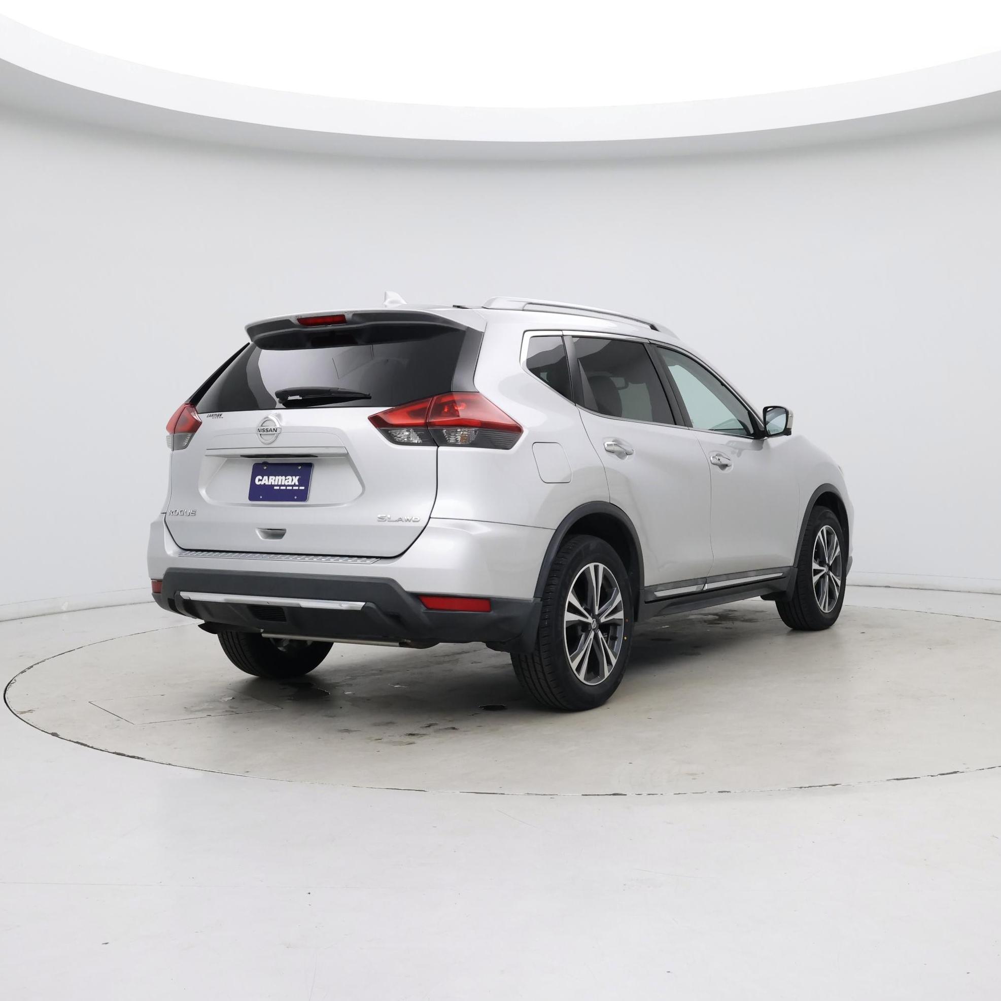 Thumbnail: 2018 Nissan Rogue - 8