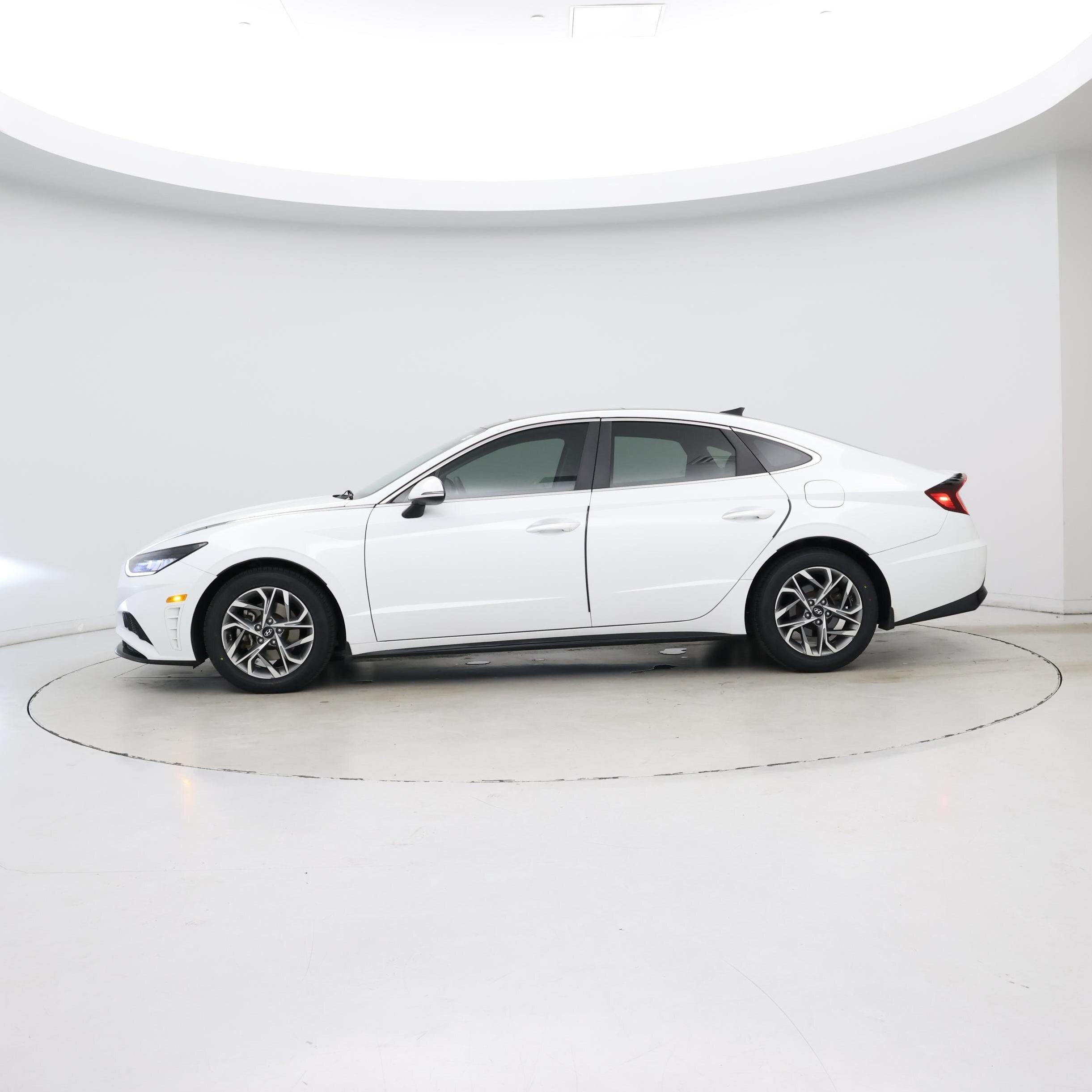 Thumbnail: 2020 Hyundai Sonata - 3