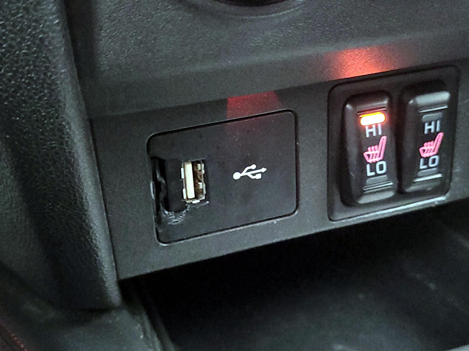 Thumbnail: 2018 Mitsubishi Outlander Sport - 18