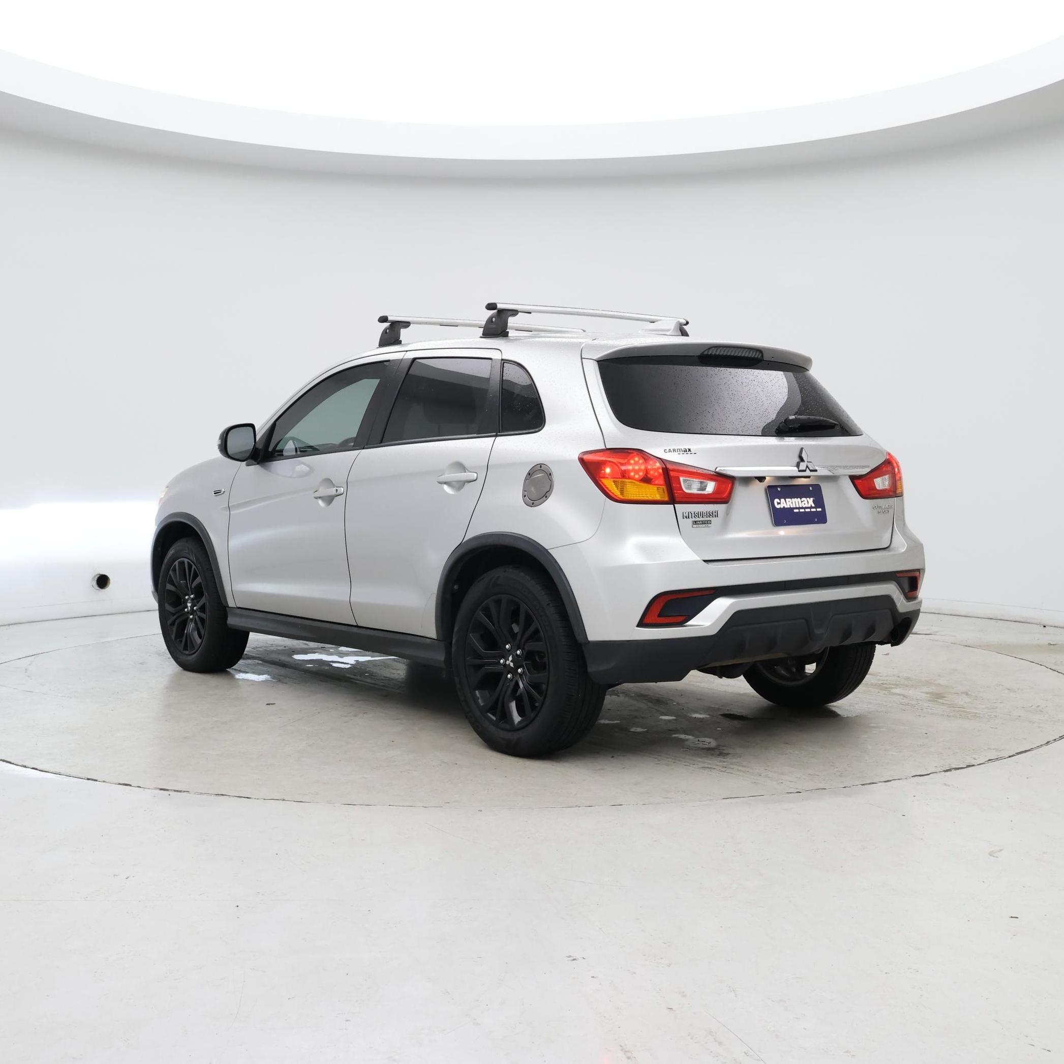 Thumbnail: 2018 Mitsubishi Outlander Sport - 2