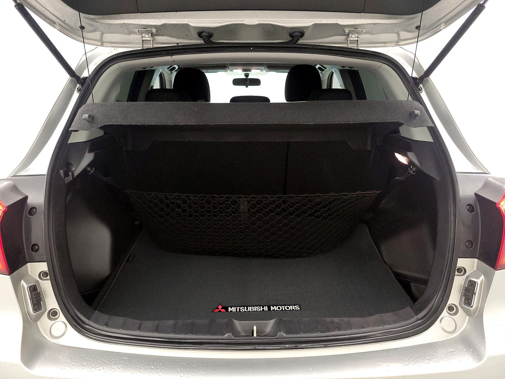 Thumbnail: 2018 Mitsubishi Outlander Sport - 20