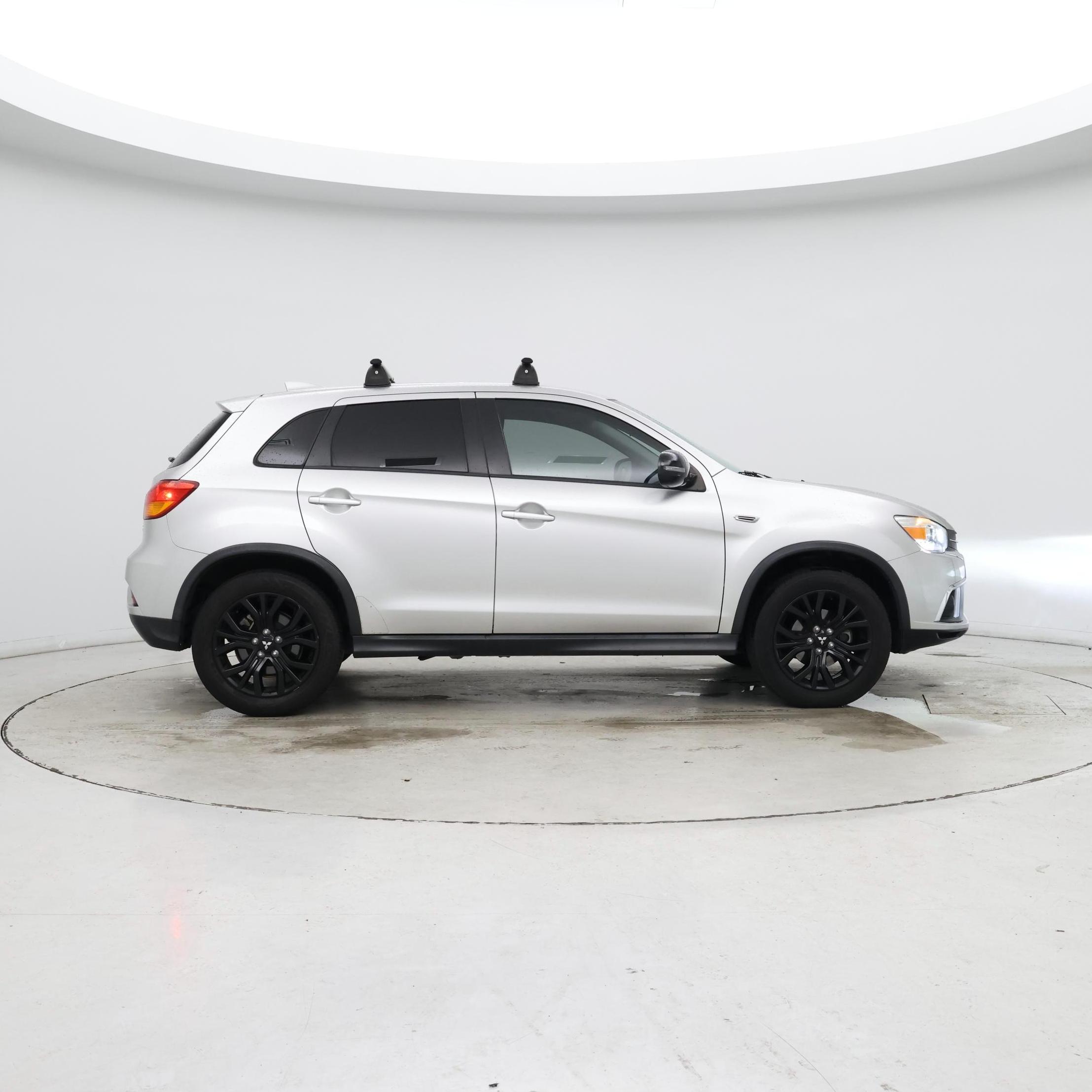 Thumbnail: 2018 Mitsubishi Outlander Sport - 7