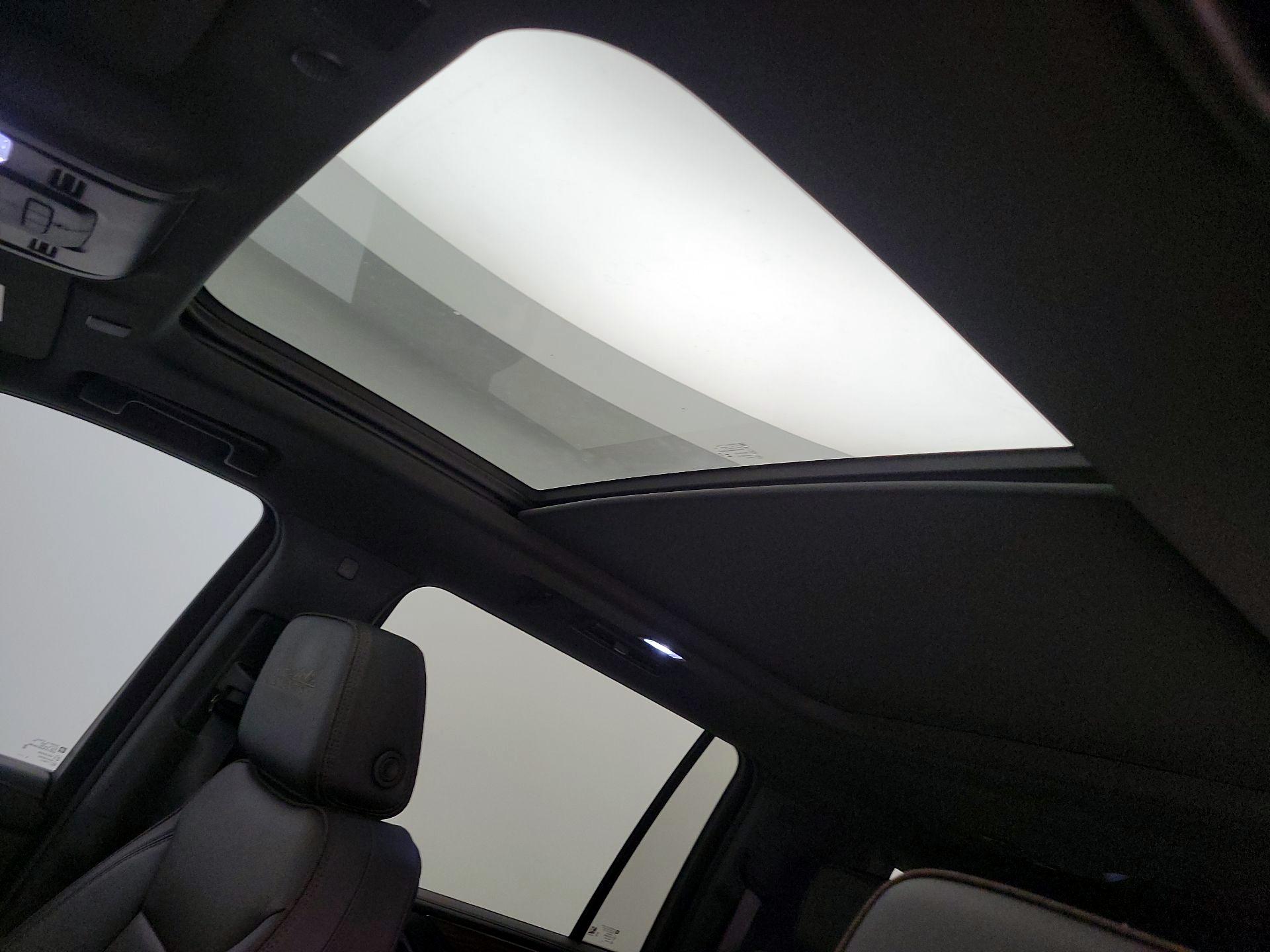 Thumbnail: 2024 Chevrolet Suburban - 19