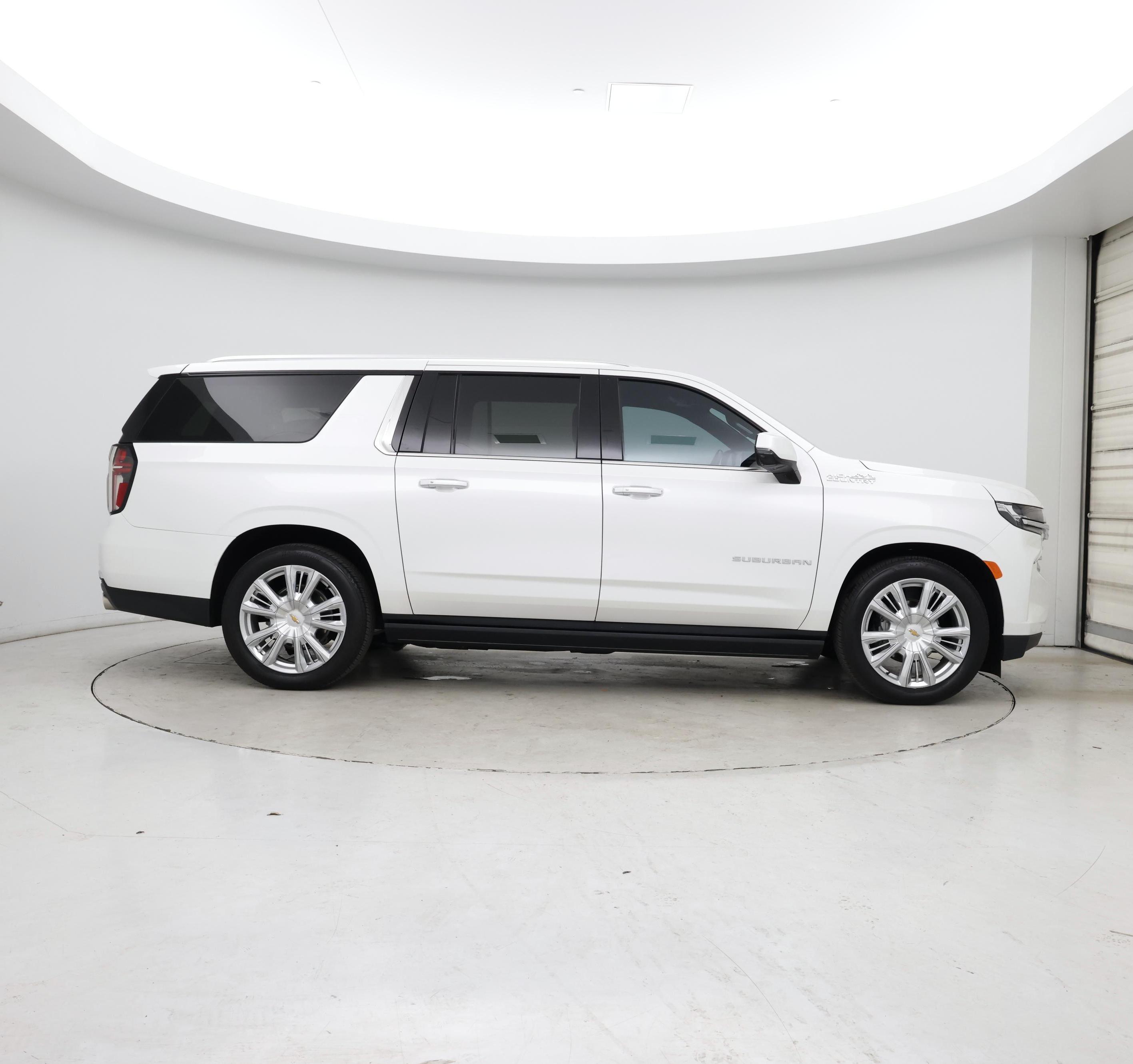 Thumbnail: 2024 Chevrolet Suburban - 7