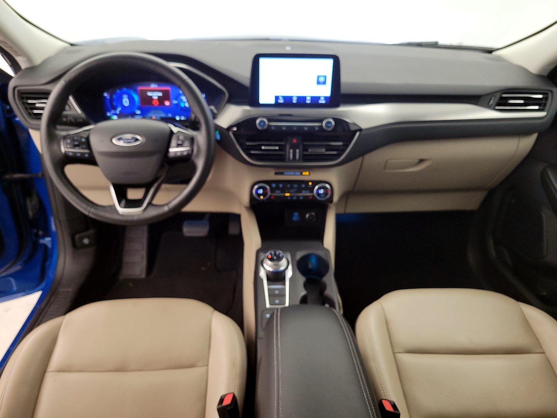 Thumbnail: 2021 Ford Escape - 9