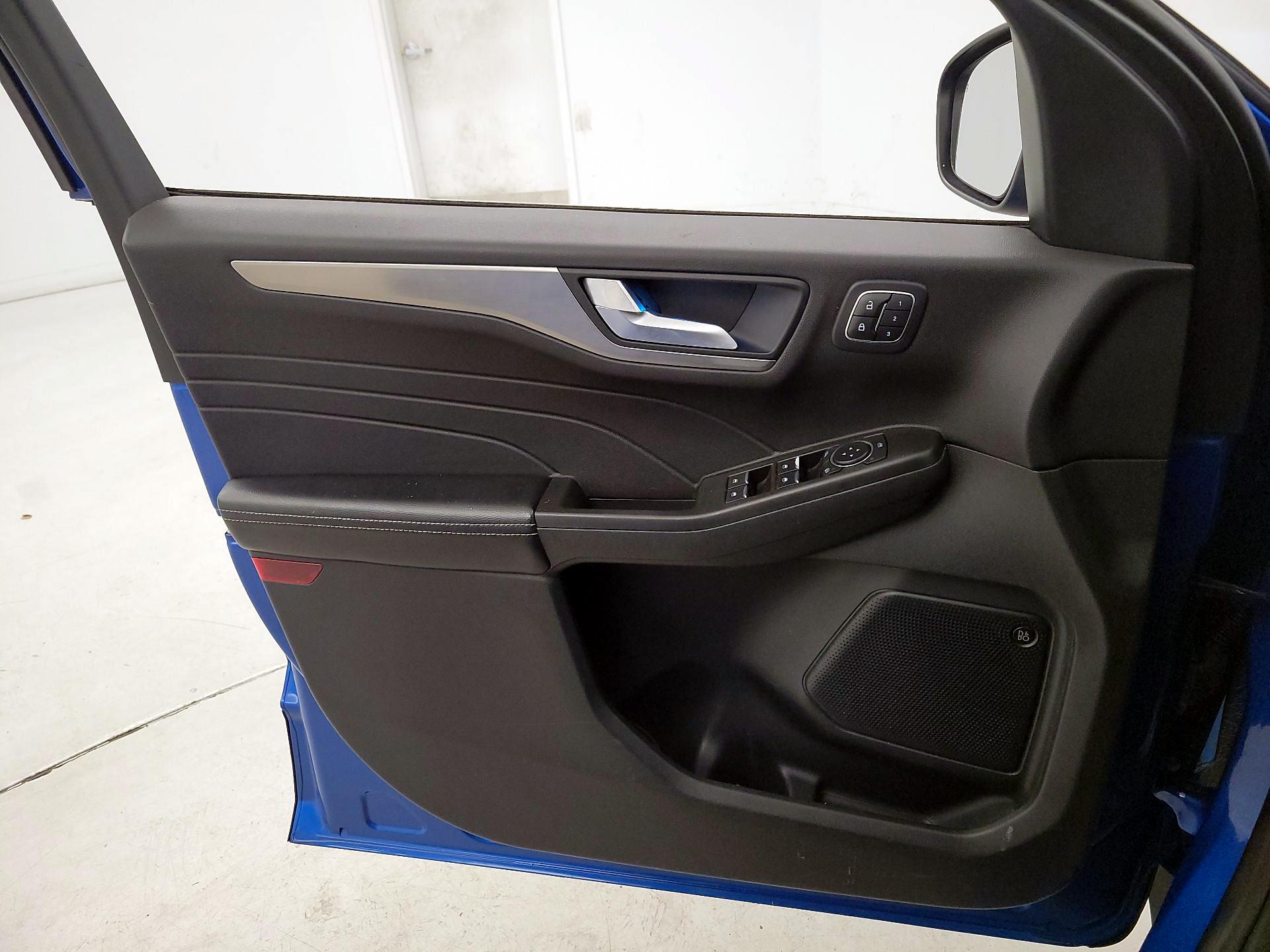 Thumbnail: 2021 Ford Escape - 12