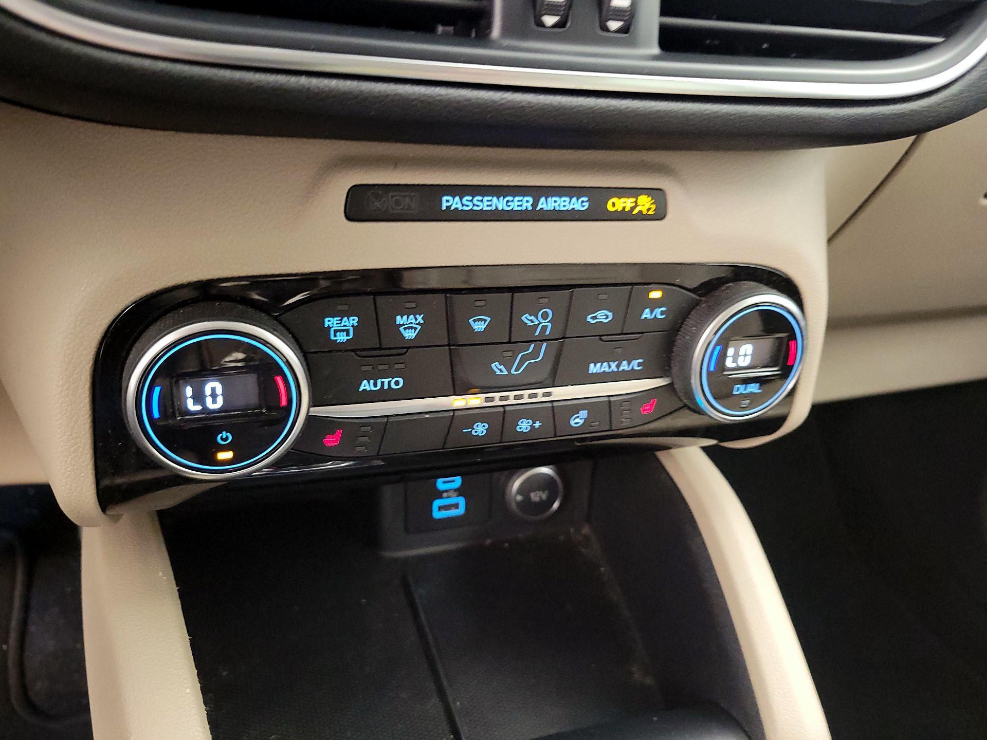 Thumbnail: 2021 Ford Escape - 16