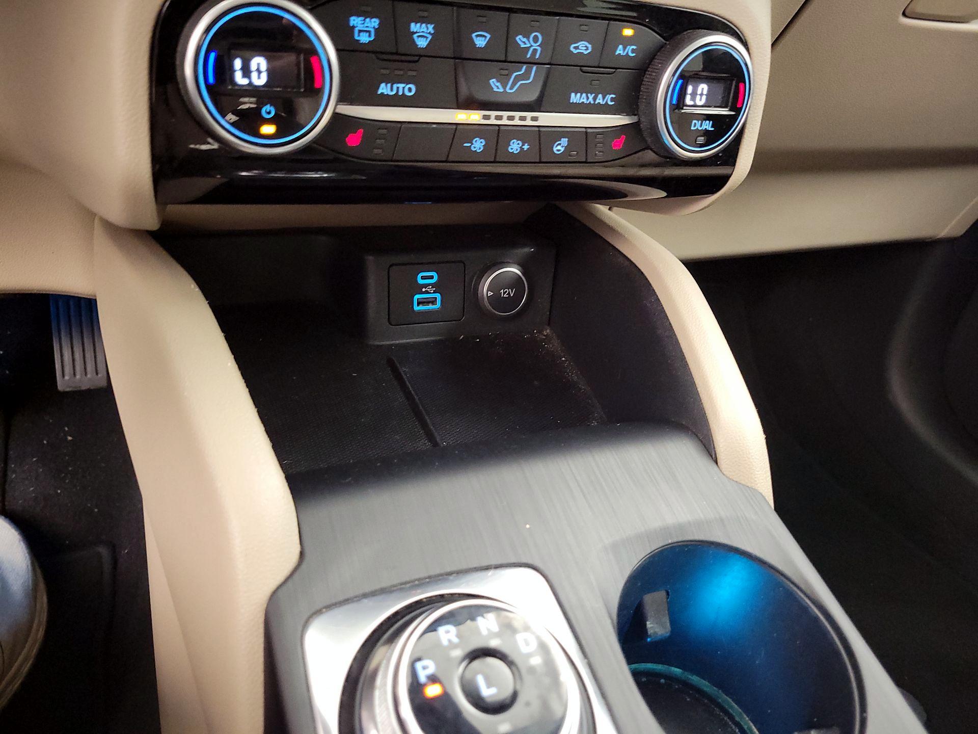 Thumbnail: 2021 Ford Escape - 18