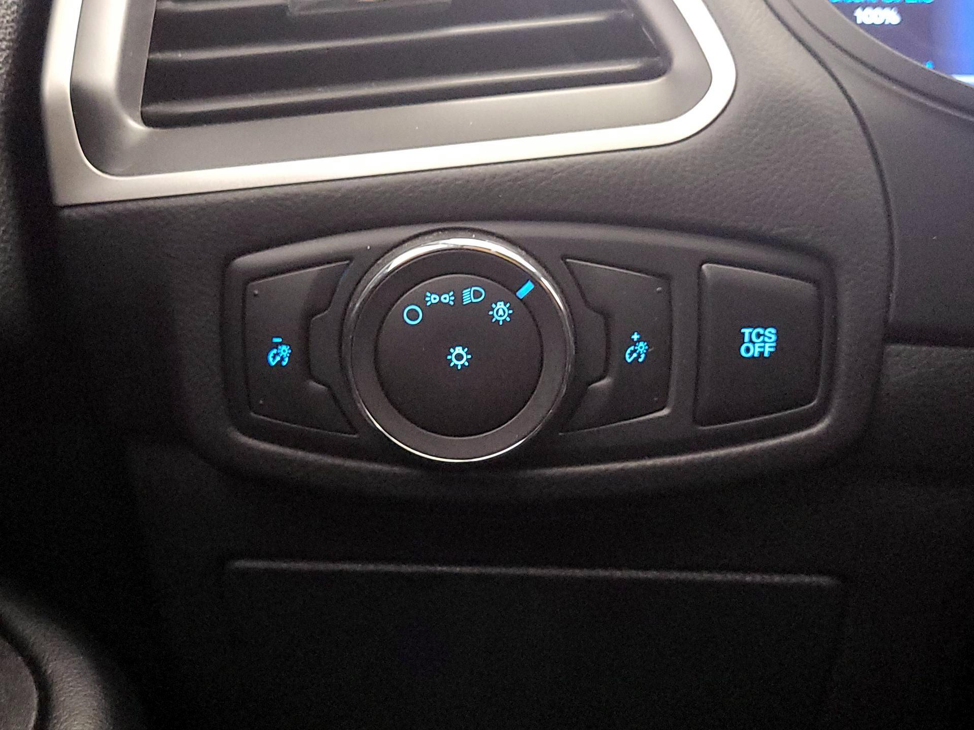 Thumbnail: 2023 Ford Edge - 13