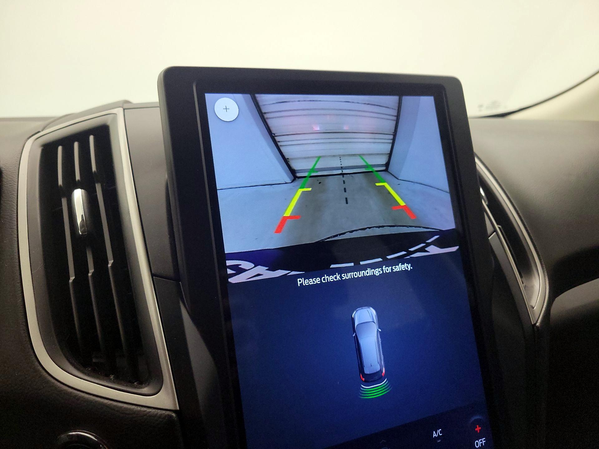 Thumbnail: 2023 Ford Edge - 14