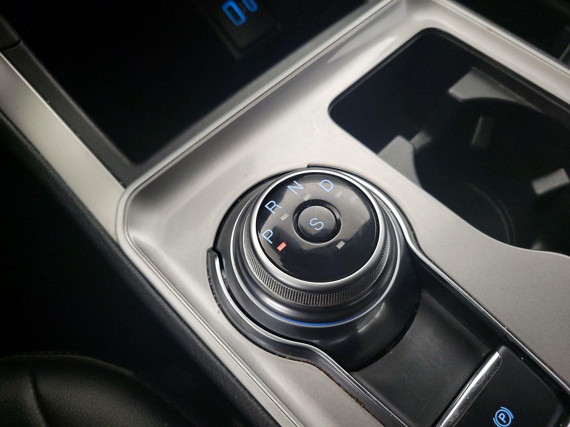 Thumbnail: 2023 Ford Edge - 17