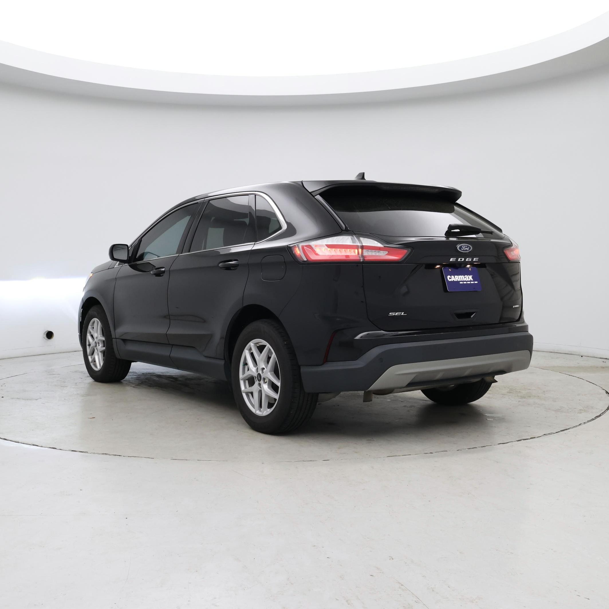 Thumbnail: 2023 Ford Edge - 2