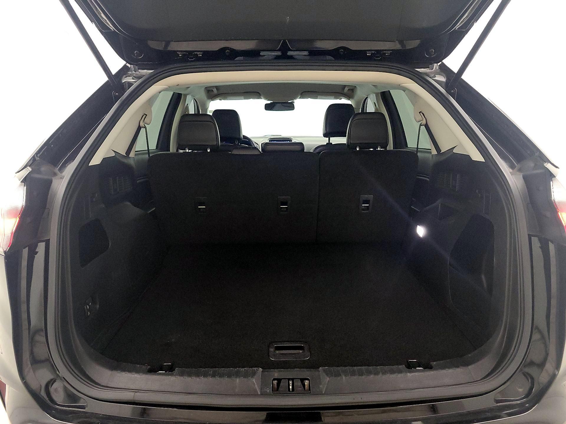 Thumbnail: 2023 Ford Edge - 20