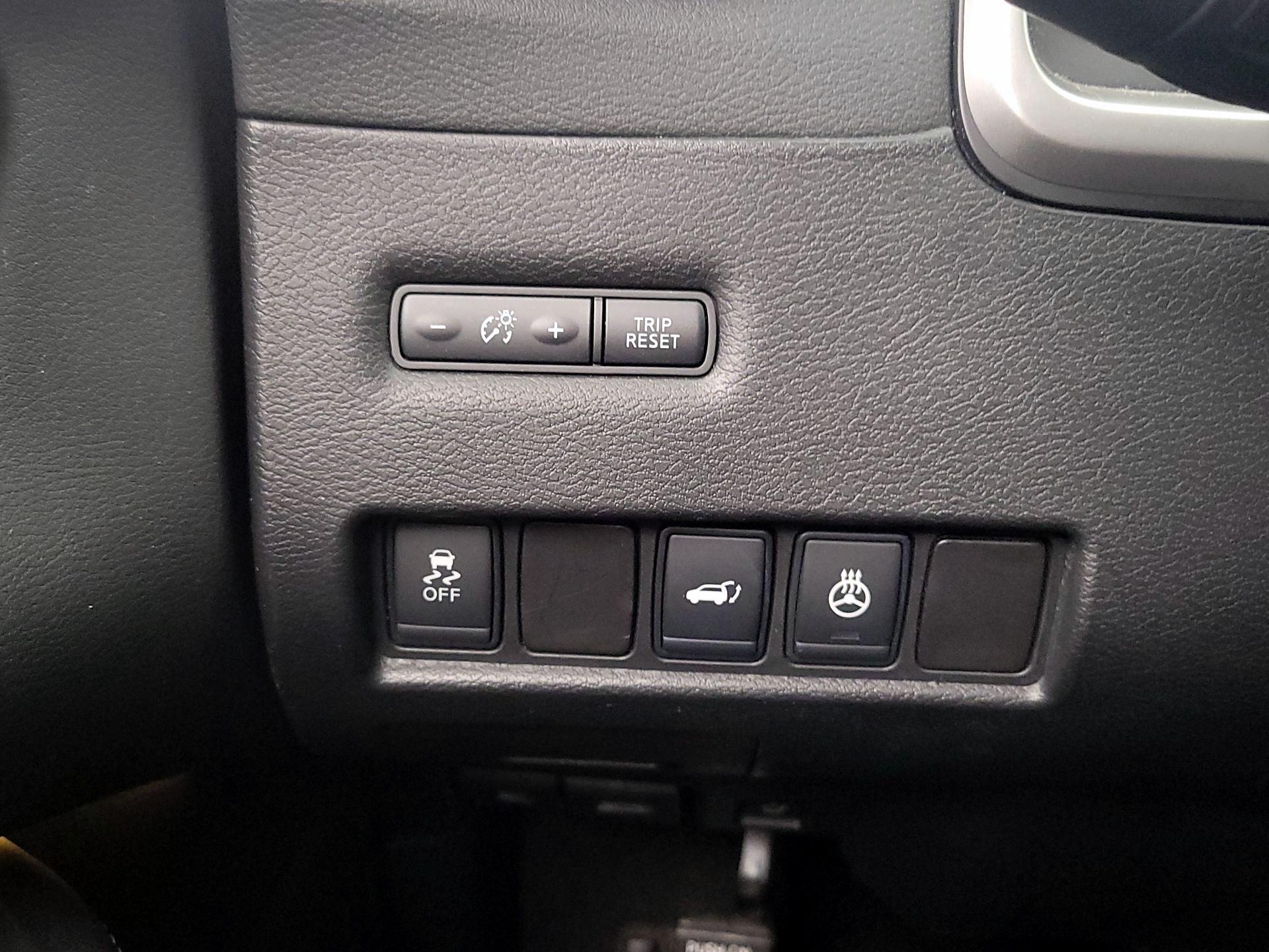 Thumbnail: 2015 Nissan Murano - 13