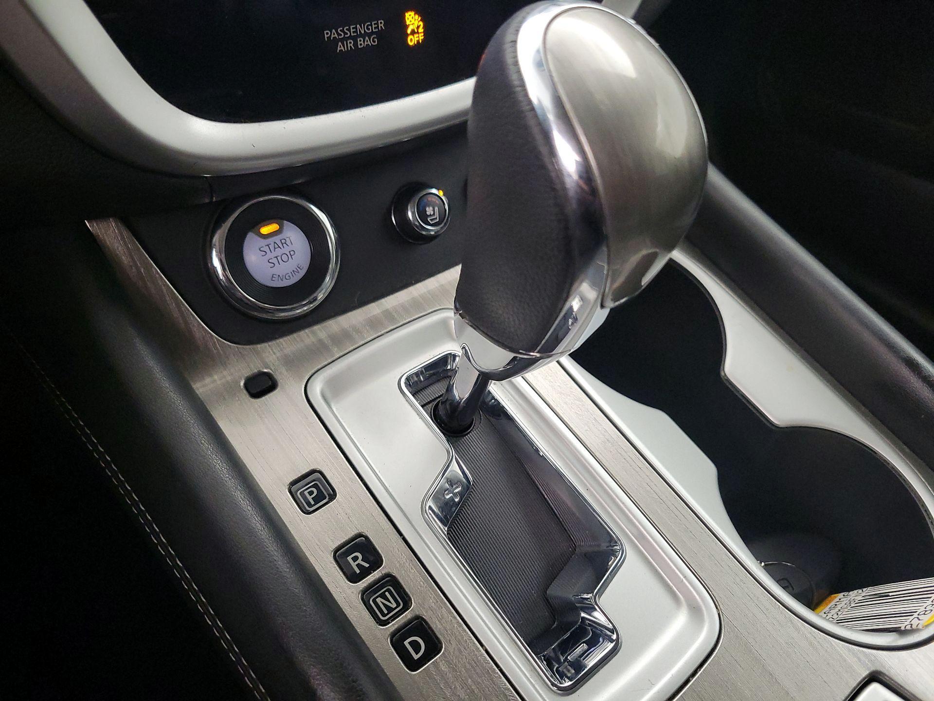 Thumbnail: 2015 Nissan Murano - 18