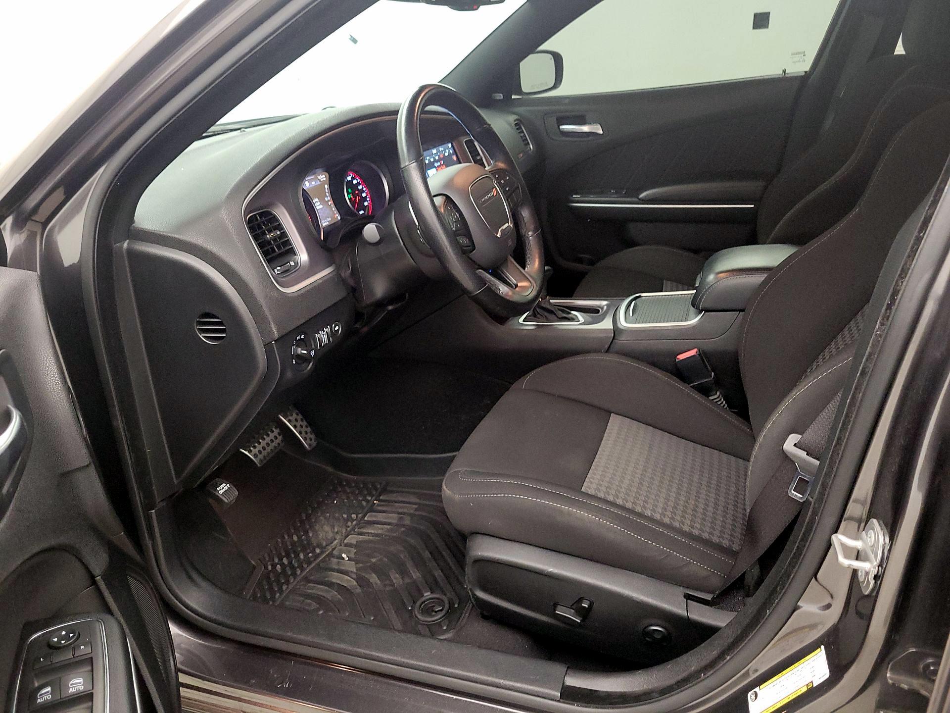 Thumbnail: 2021 Dodge Charger - 11