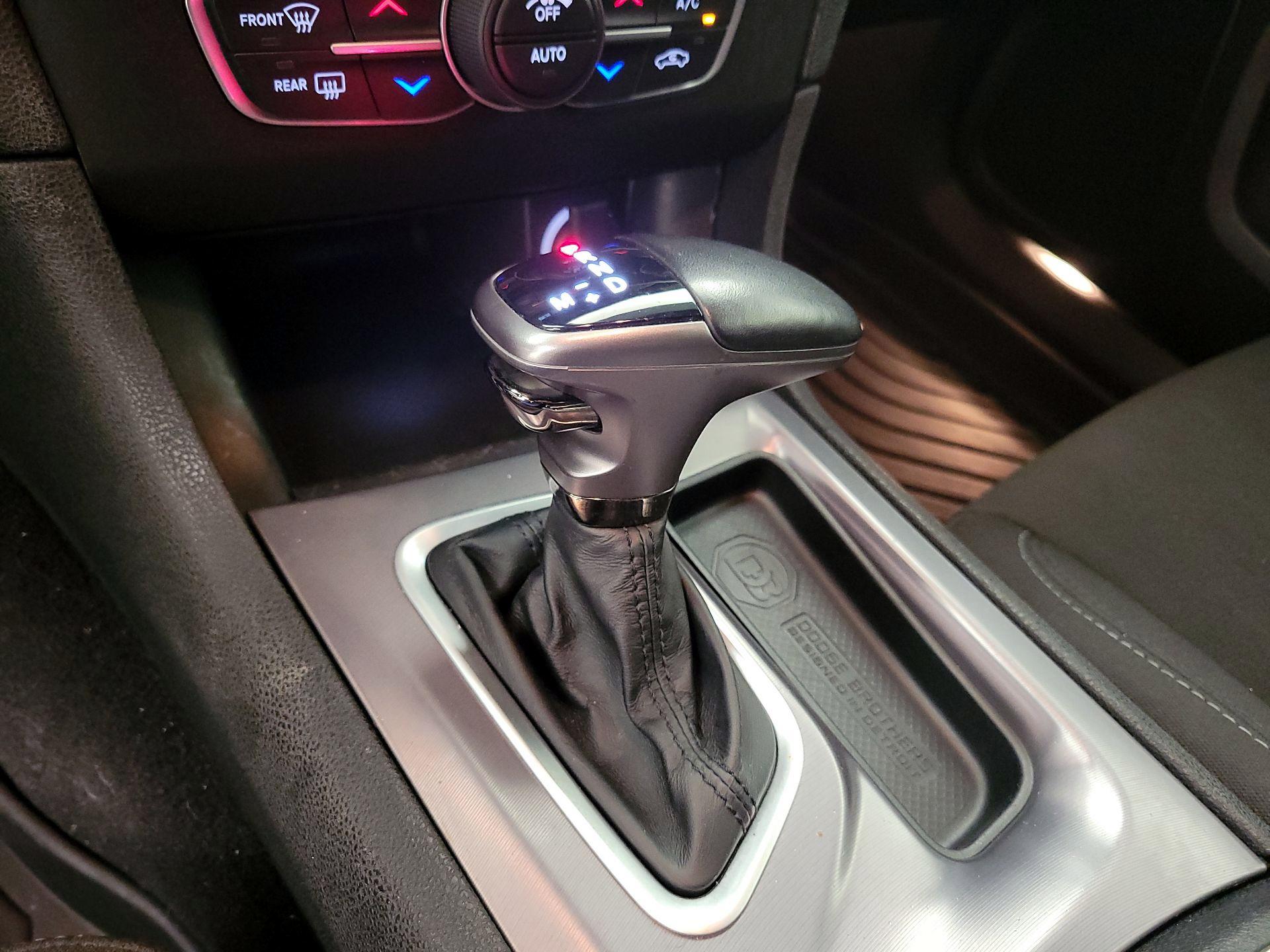 Thumbnail: 2021 Dodge Charger - 17